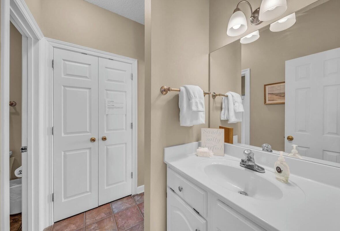Downstairs bathroom, queen bedroom and living room access