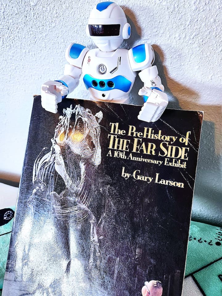 300+ books, comics, and magazines