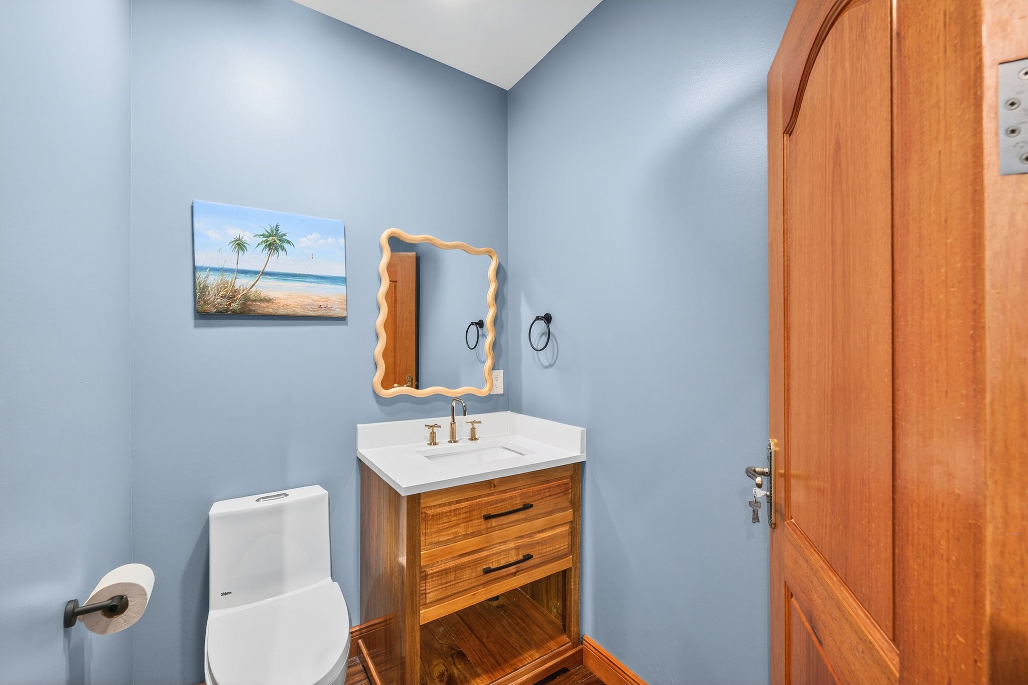Hall Bath | Rosewood Retreat | 2605 Palm Blvd, Isle of Palms, SC | IOP Escapes