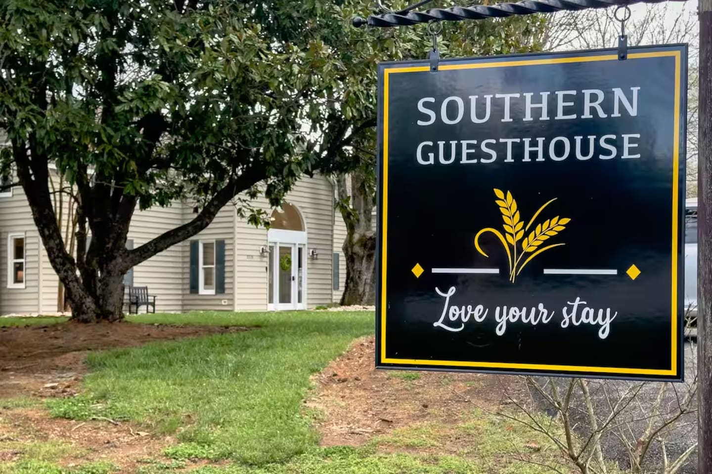 Southern Guesthouse can be rented as an entire 6 bedroom 4 bathroom home or in 3 private guest suites during the week.