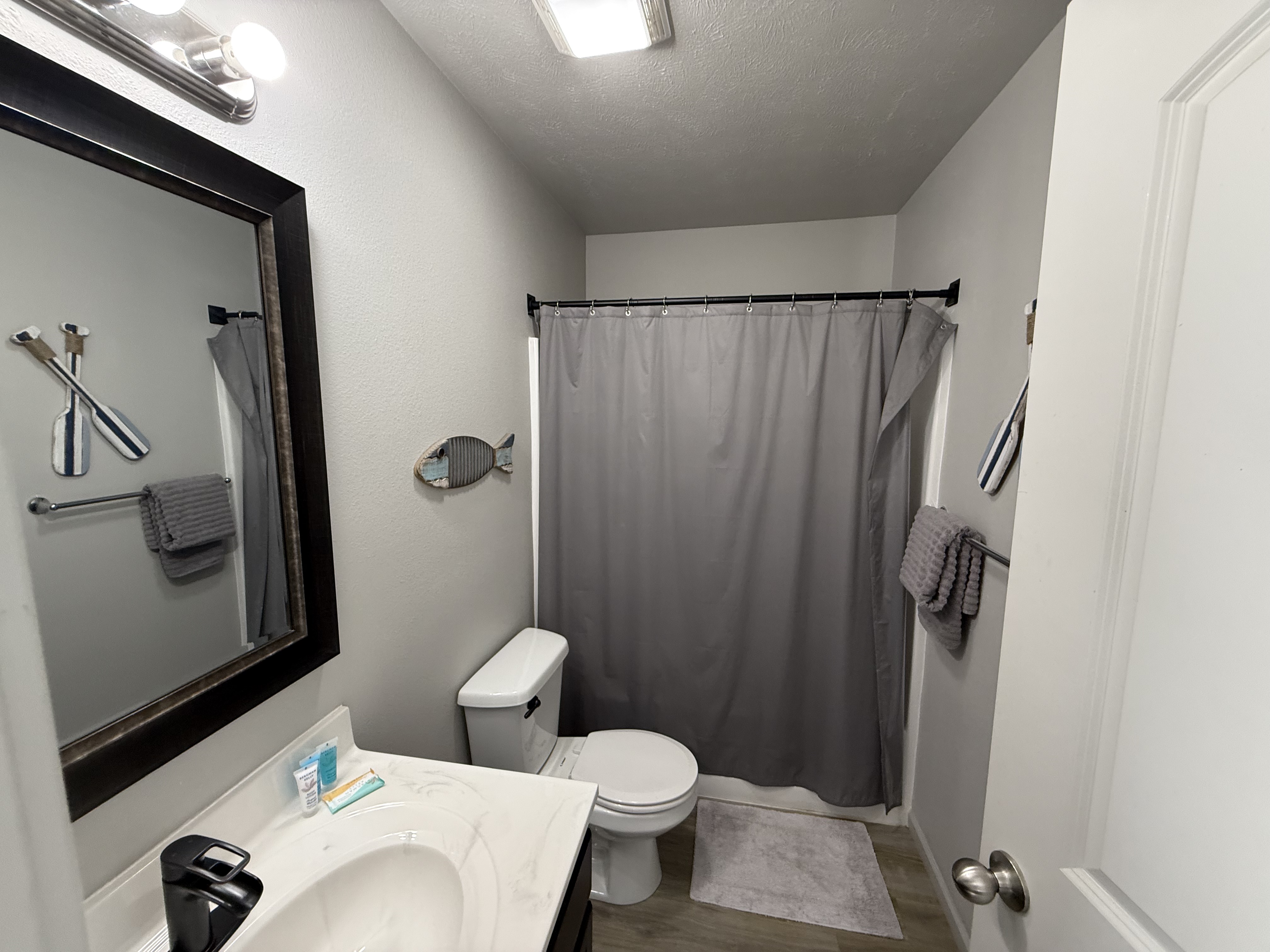 master suite with shower/tub