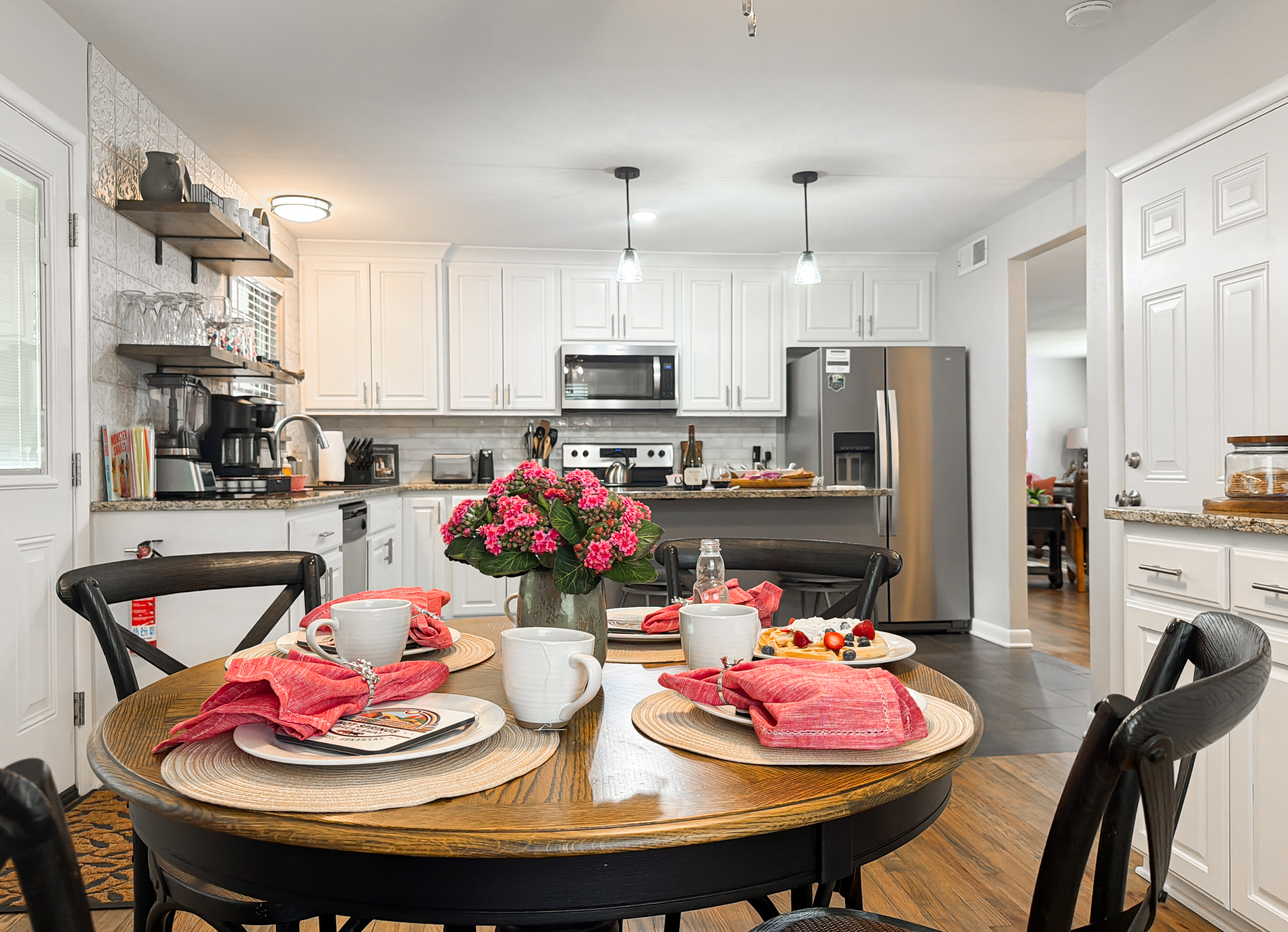With 4 additional seats around a second dining table