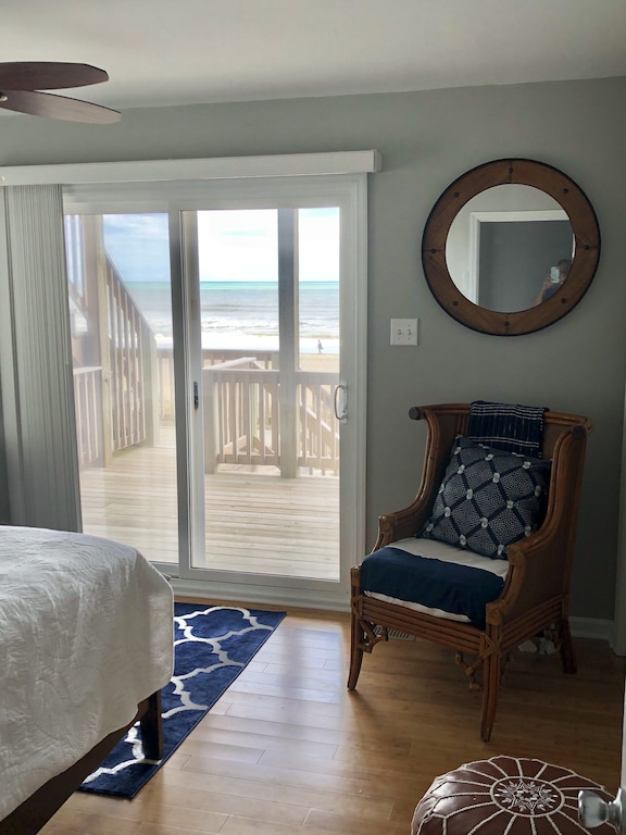 Oceanfront Master Bedroom 