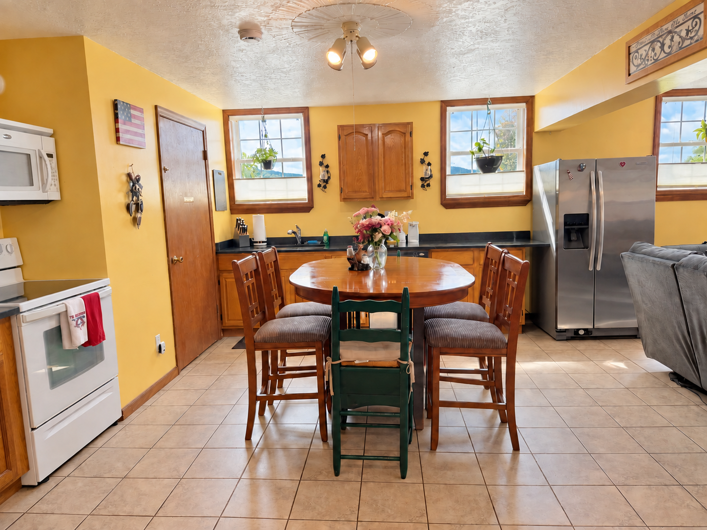 Fully equipped kitchen