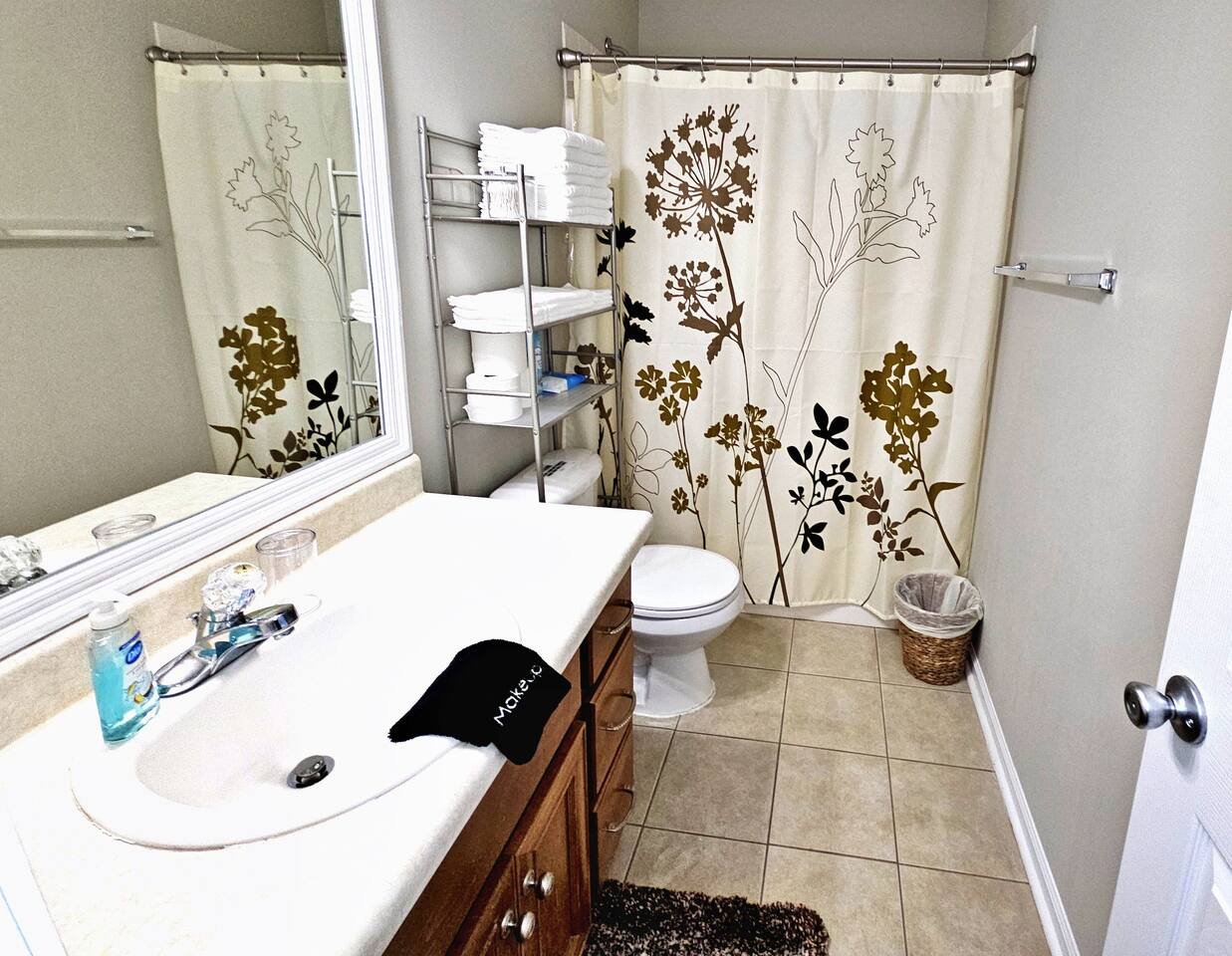 Full-sized bathroom located in the hall.  It contains all your necessities and a little extra. 