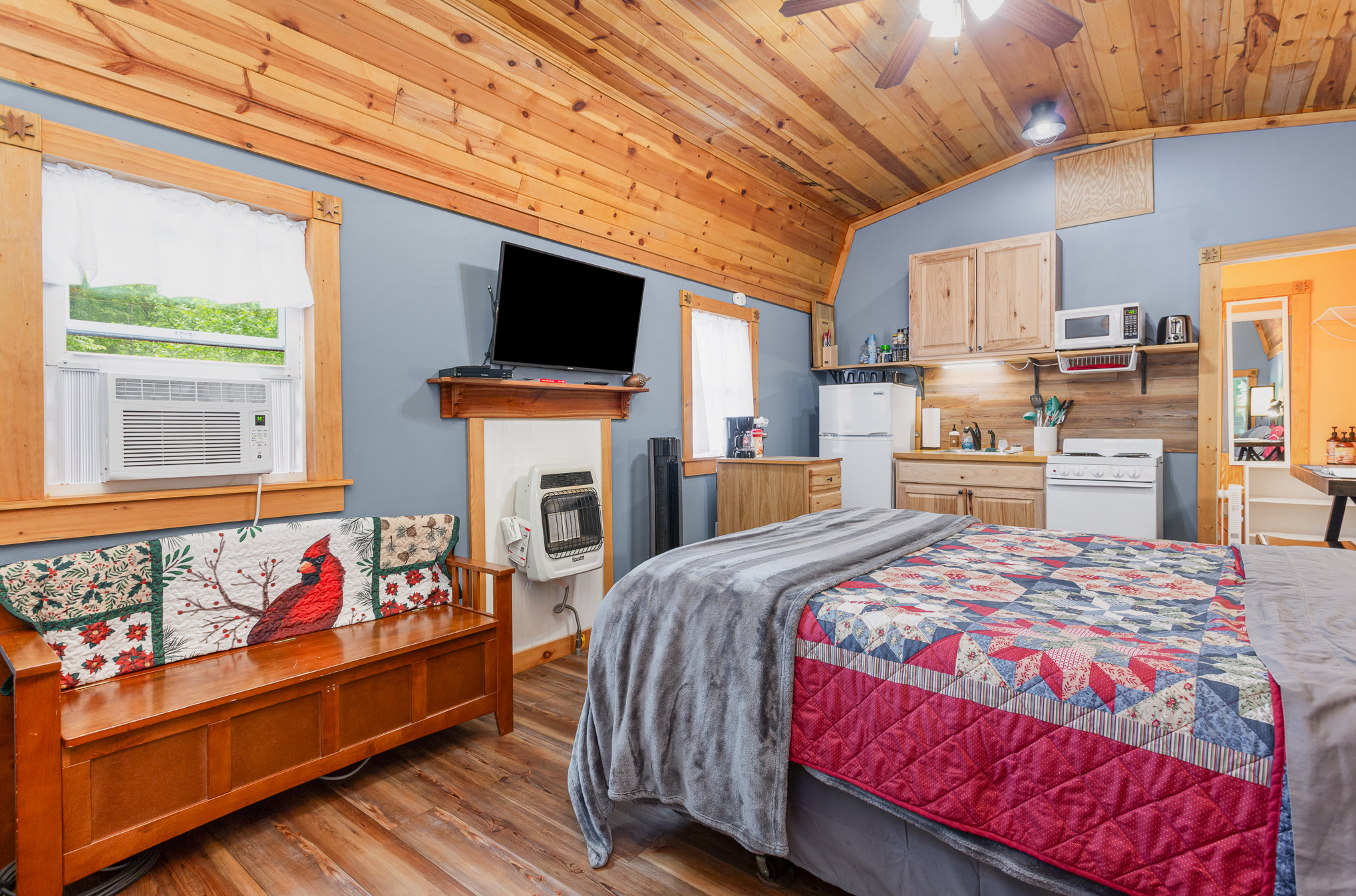 Acorn Cottage