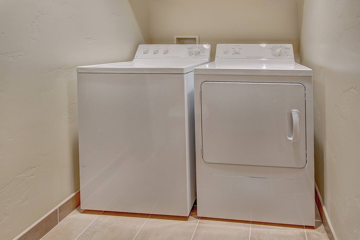 Private 2nd Floor Laundry