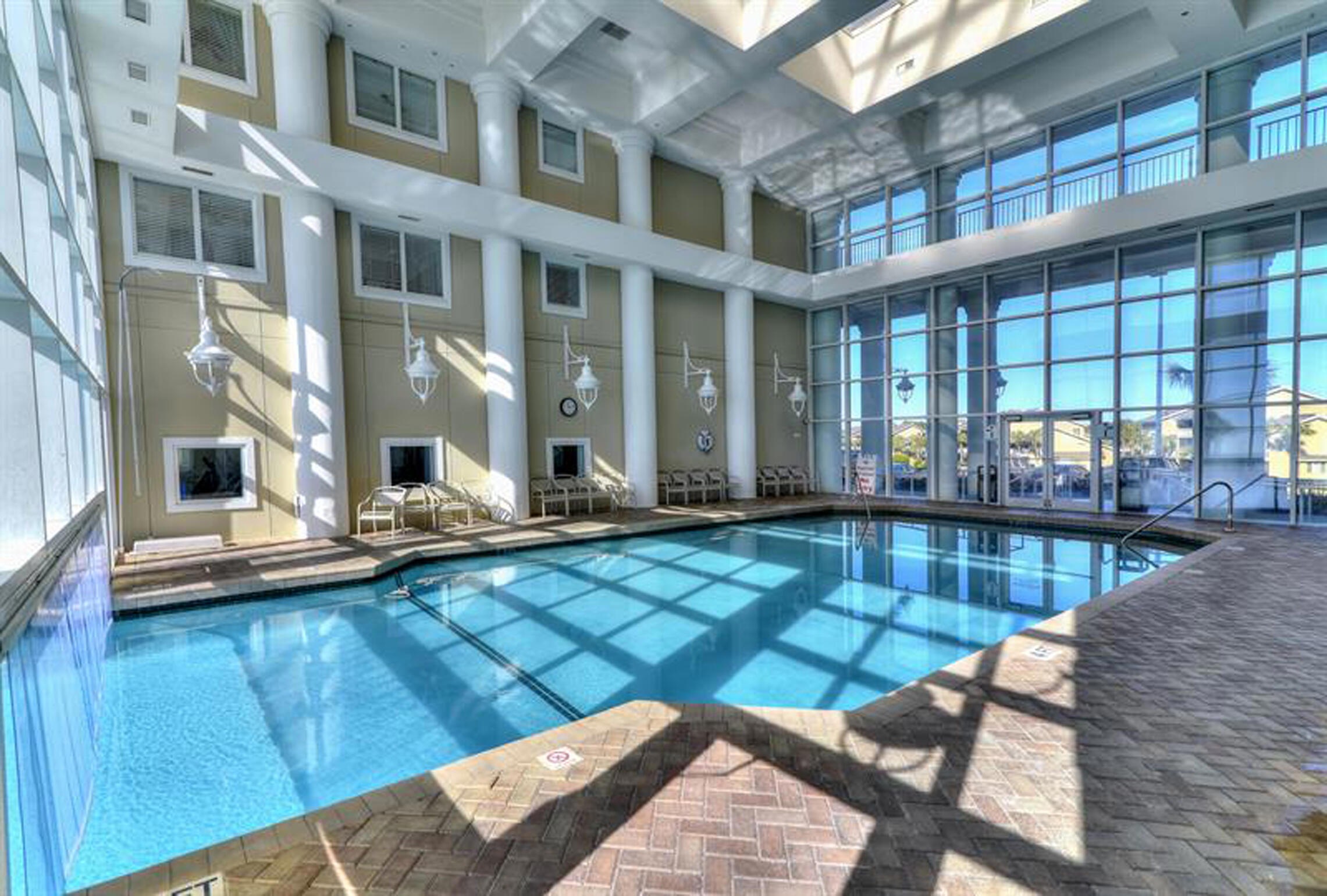 Covered/heated pool