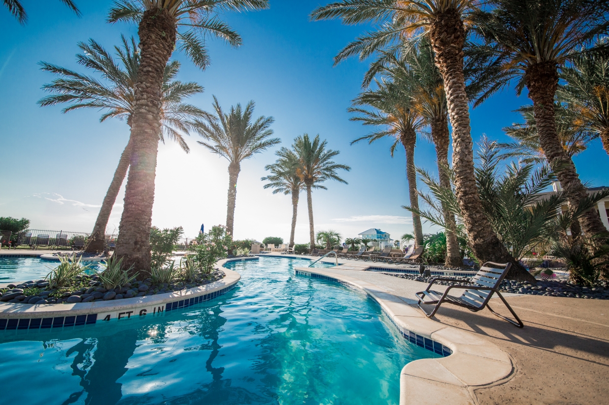 7f104bfe03154446956dfde9639e338d | Beachhouse | Texas | TX | Vacation Homes | Galveston | Crystal Beach | Kokomo | Breezy Days | Beachfront Elegance | Sunrise Serenity | Southern Sands Property Management, LLC