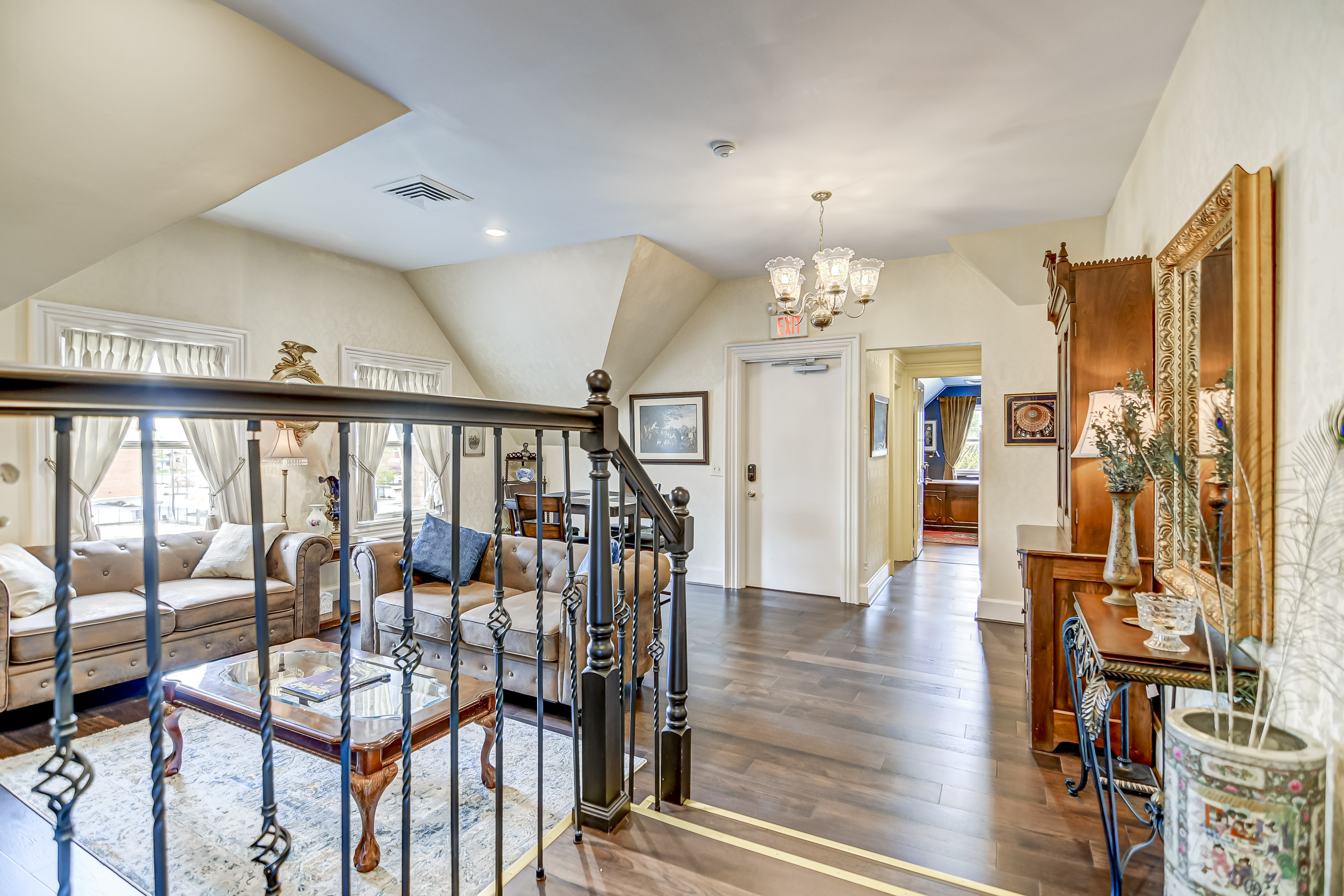 3rd Floor - Living Room
