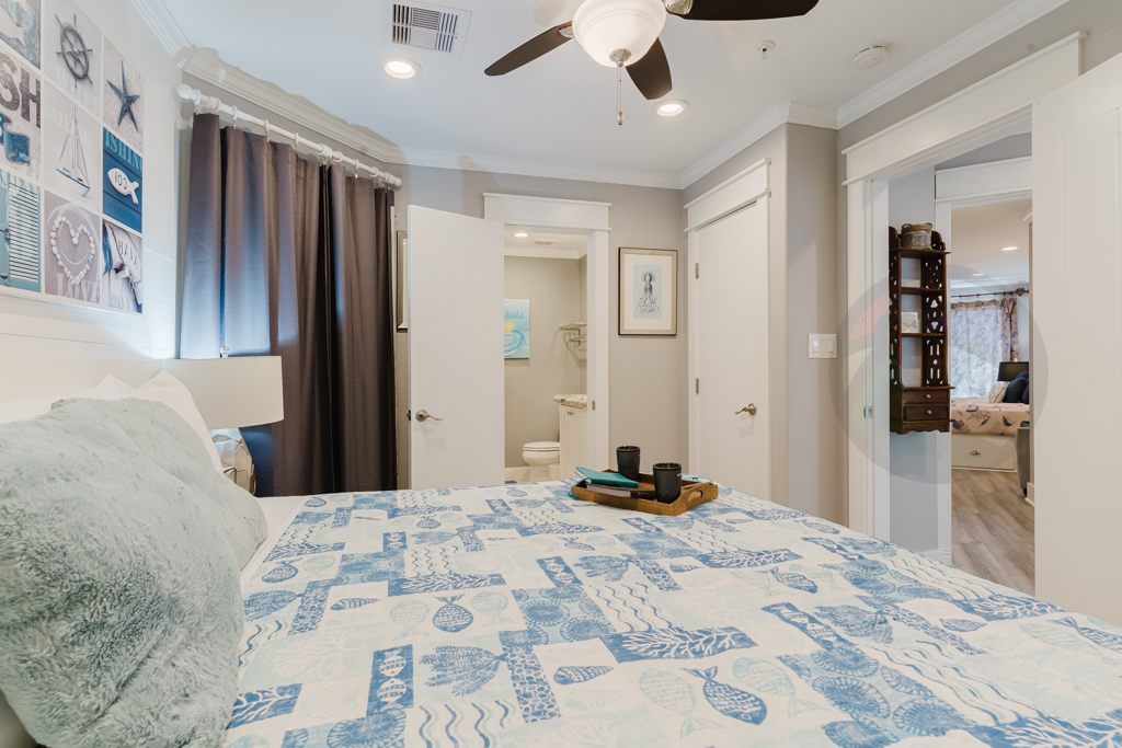 And you can see the en-suite bath from here