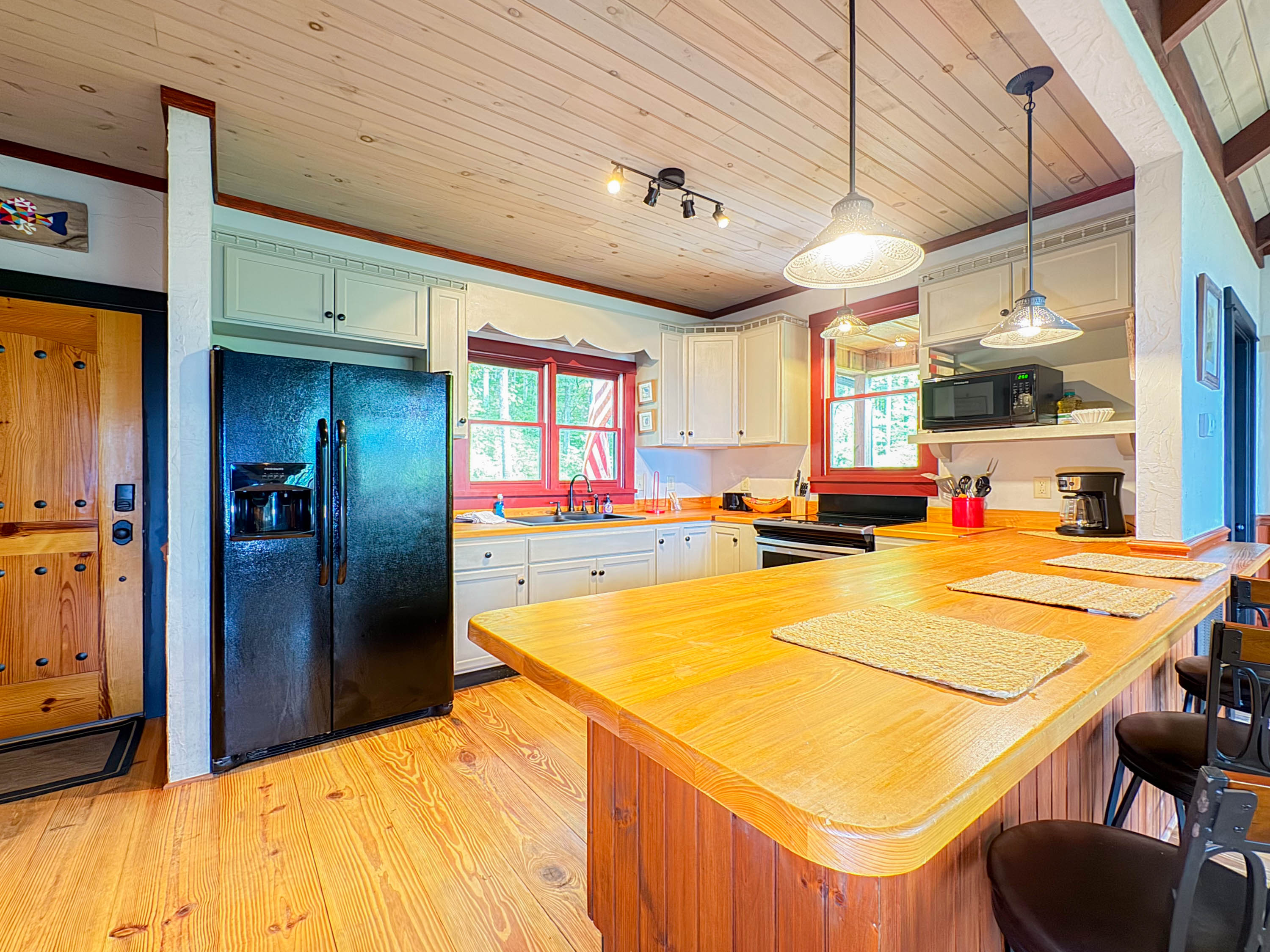fully stocked kitchen