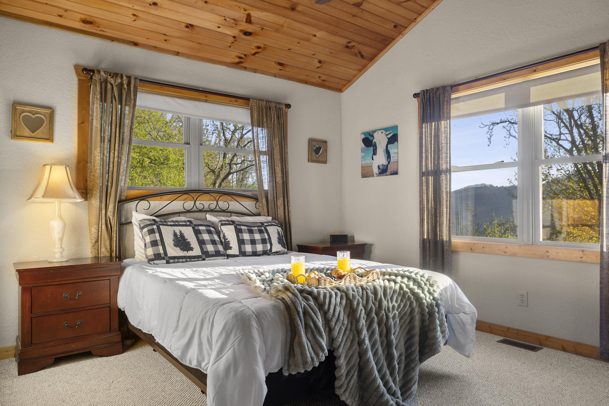 Bedroom Retreat: Sun-drenched elegance with mountain views—perfect for unwinding in style!