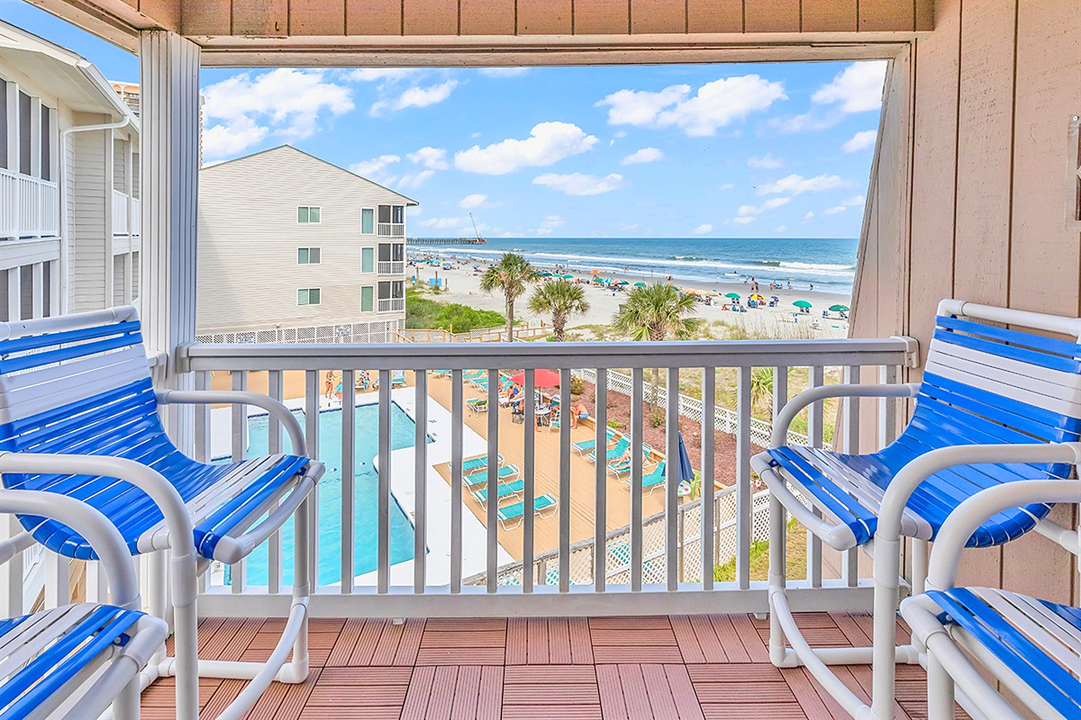 Balcony – Private balcony with ocean and pool views
