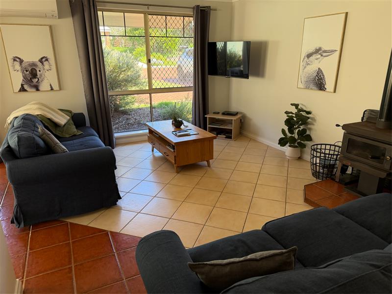Lounge Room, Smart TV, Fire Place