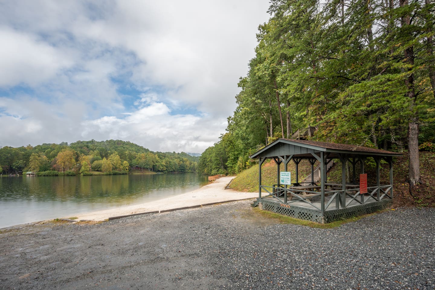 Private beach located where the cabin is. Public bbq pits, dock, and more!
This private lake is called "Mirror Lake".
This lake is a 2–3-minute drive from the cabin.
