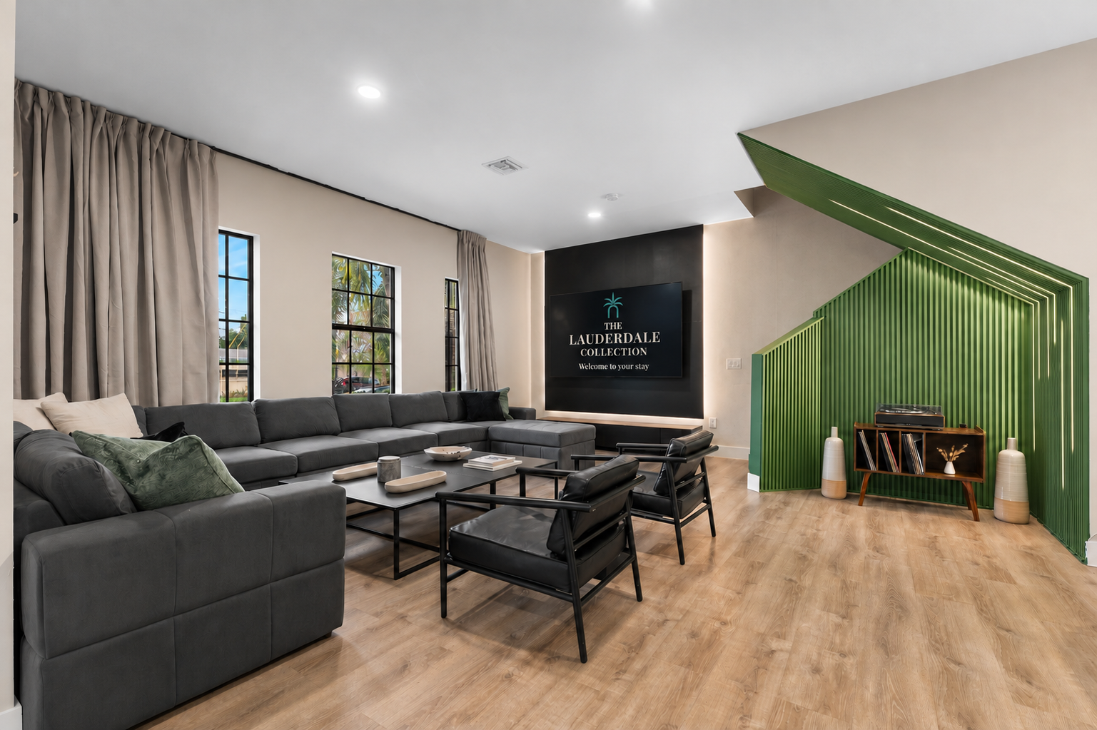 🏡 Bright, open, and stylish — perfect for relaxing to a movie or listening to a vinyl on the record player