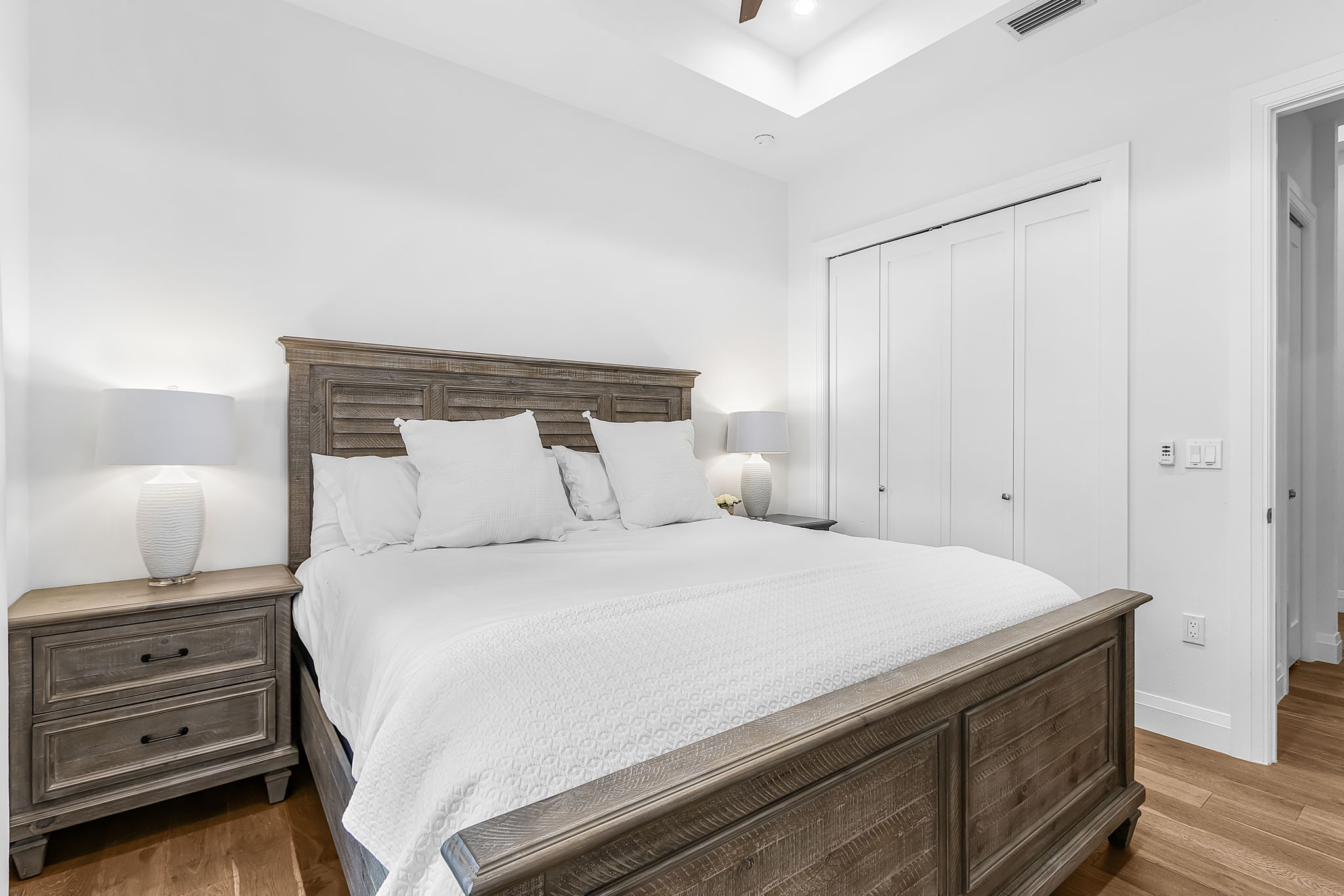 Bedroom 2 - King Bed