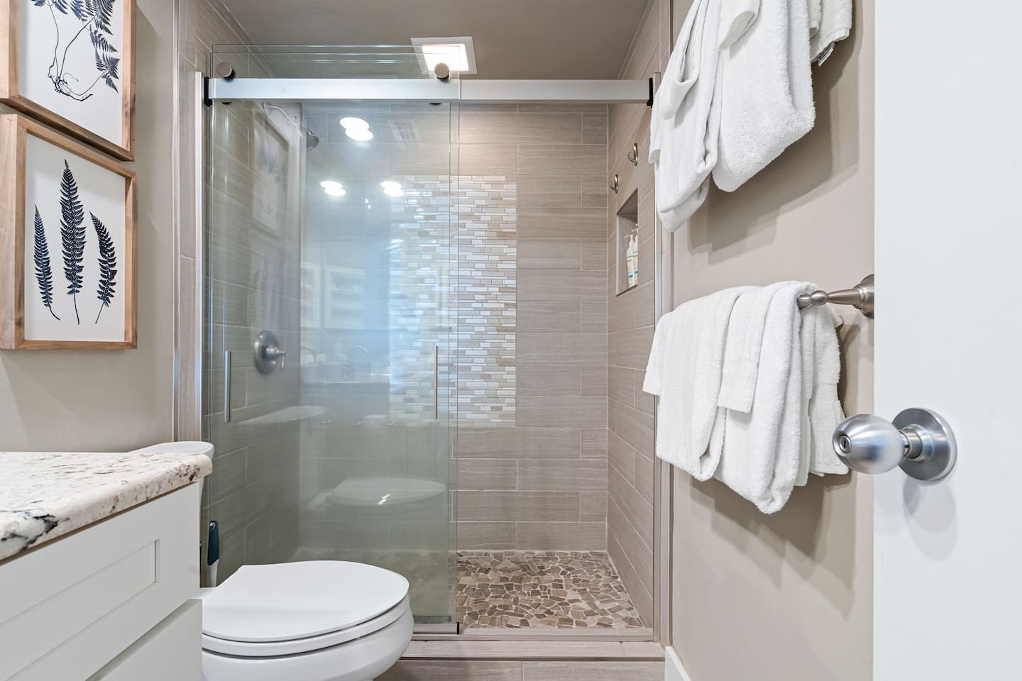 Second Bathroom with Tiled Walkin Shower