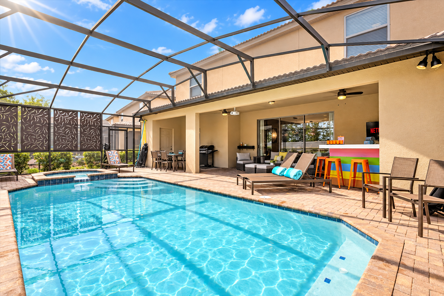 South Facing Private Heated Pool And Spa (heating is extra $)