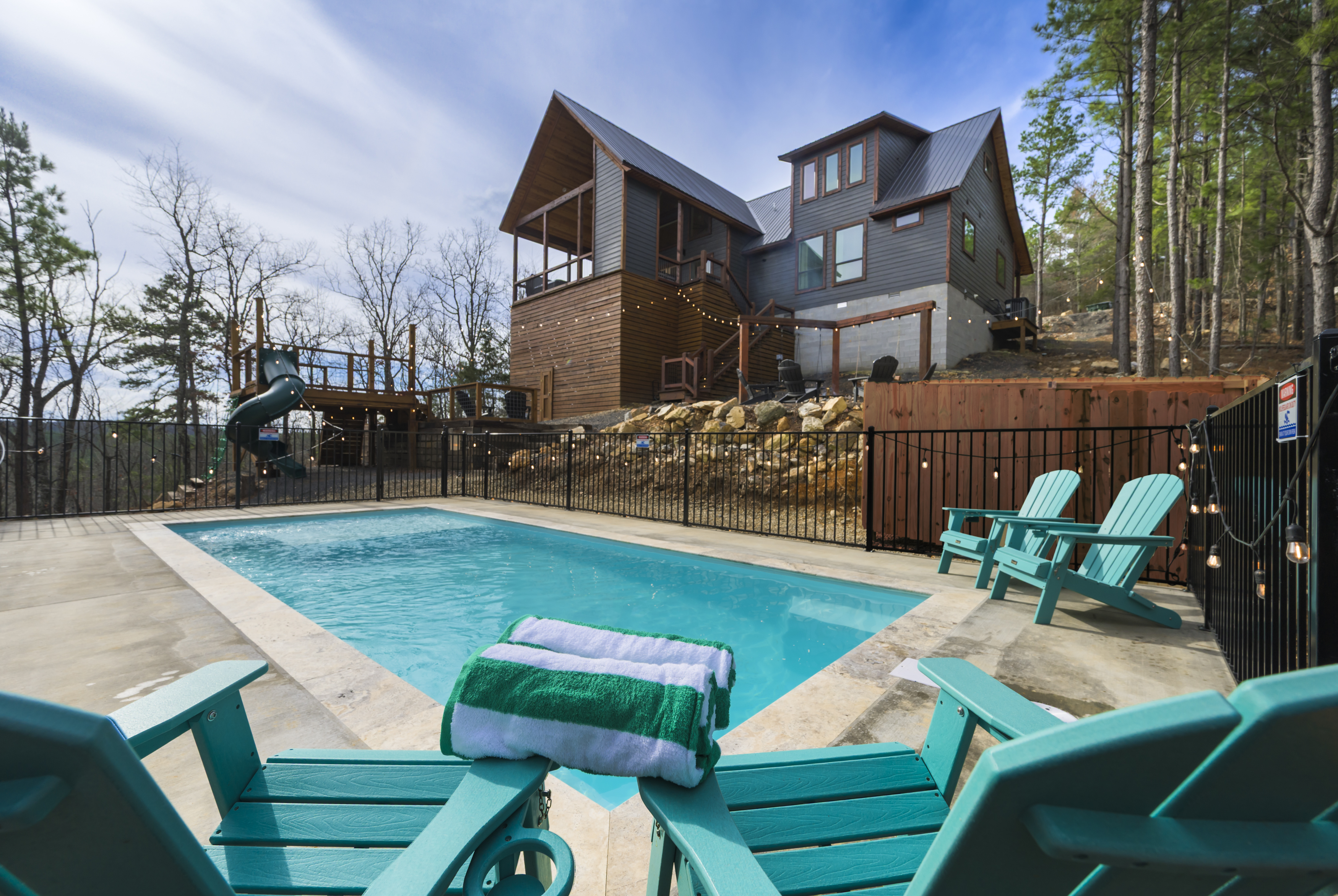The Evergreen Hideaway — Broken Bow, OK — vacation rental