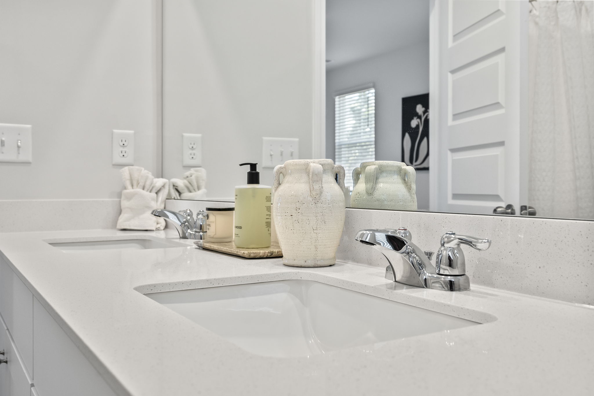 Ensuite bathroom connected to Master Bedroom