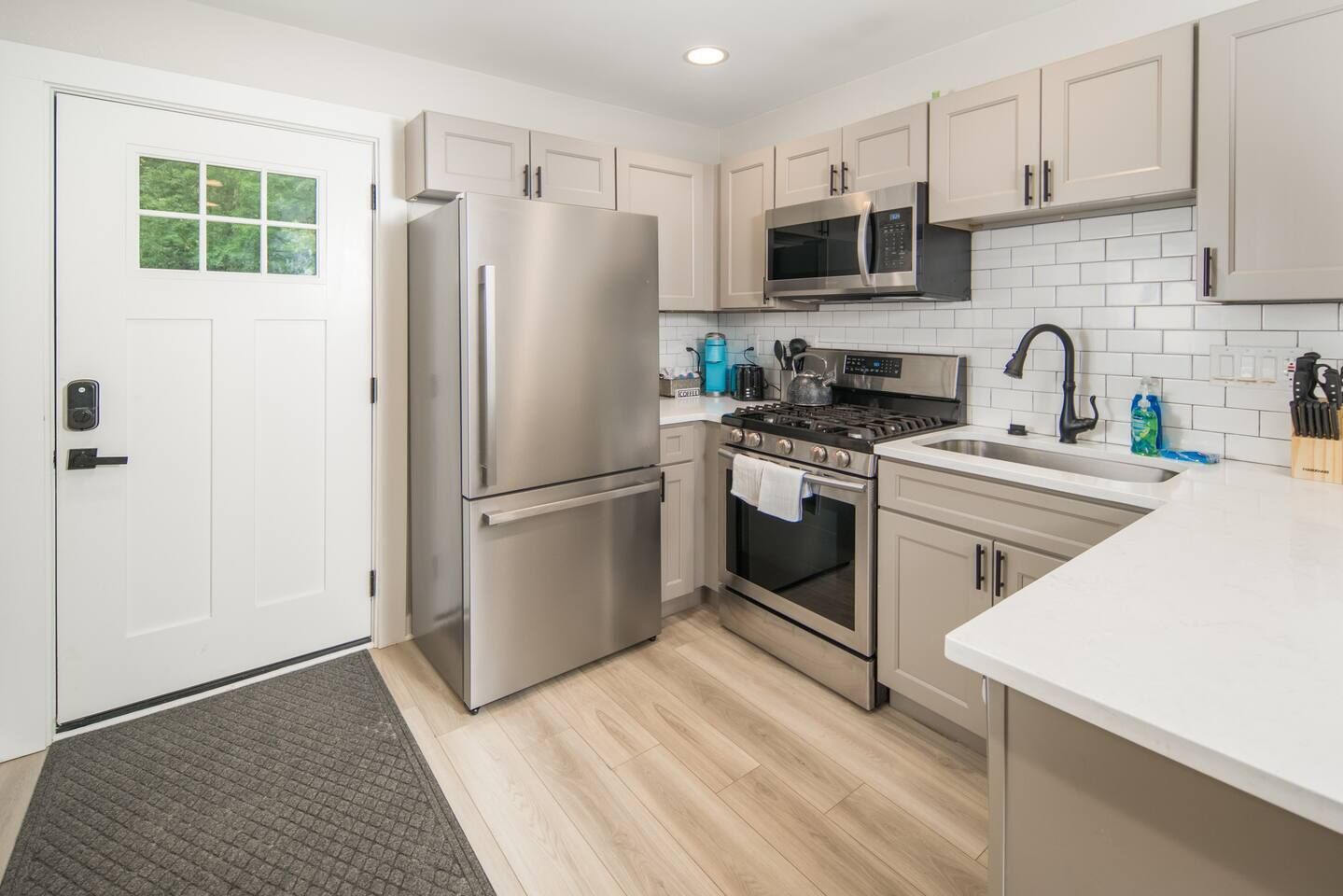 Unit 6: Kitchen with new stainless steel appliances