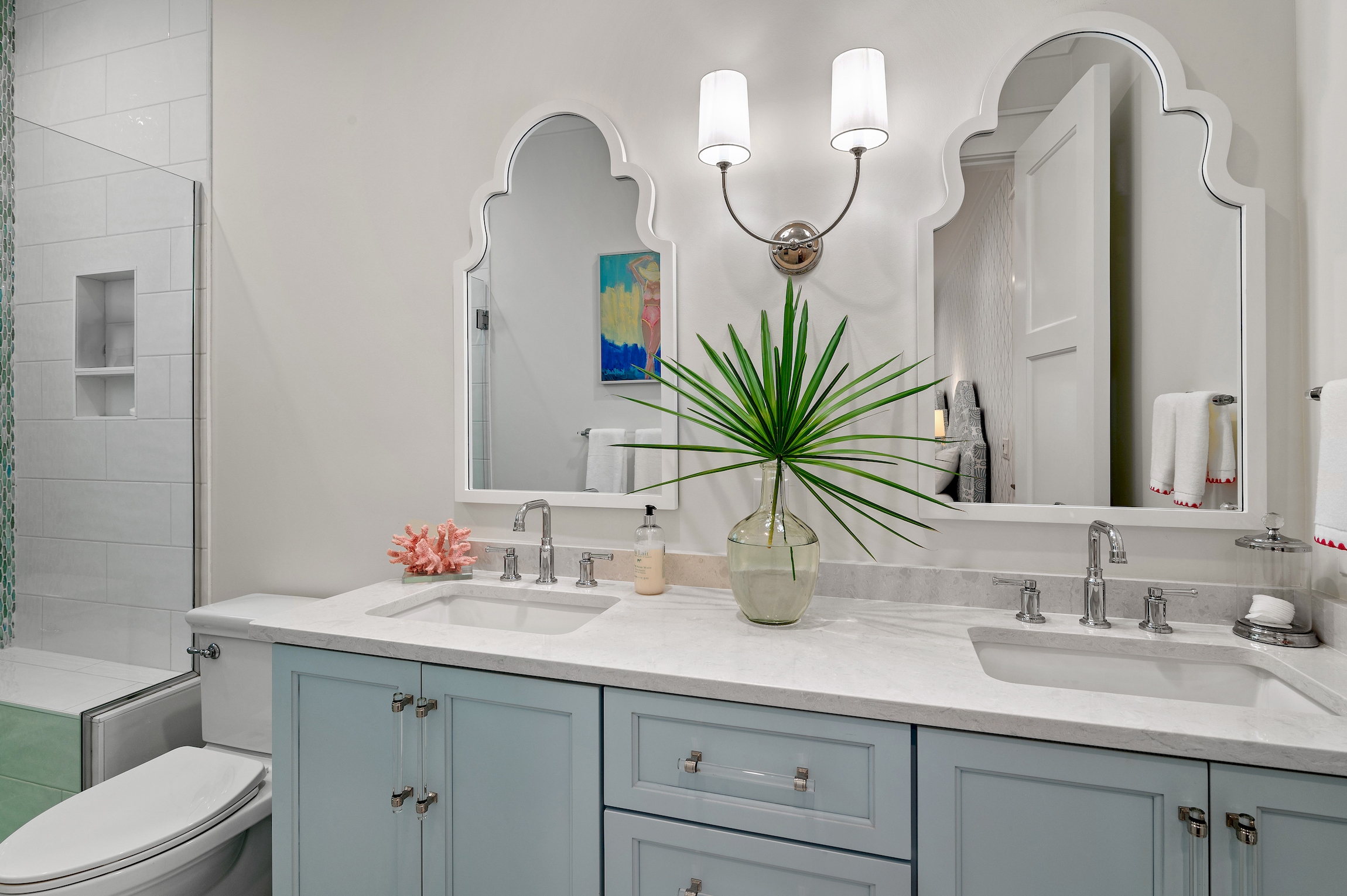 2nd Floor Junior Suite Ensuite Bathroom.