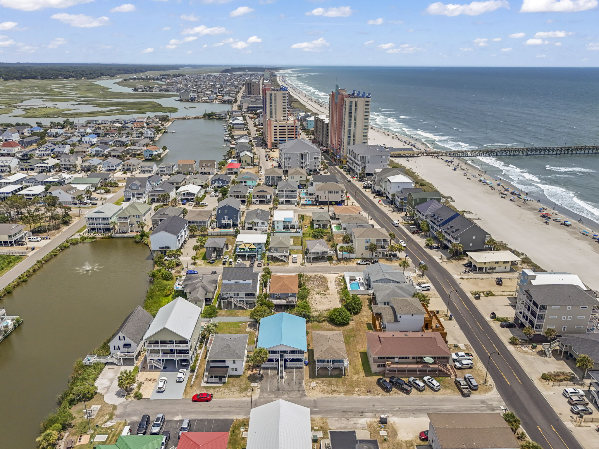 Walking distance to Cherry Grove Fishing Pier