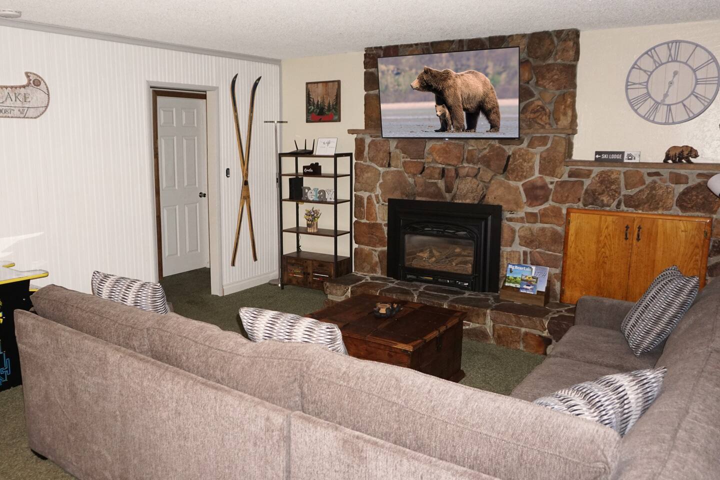 La Casita - 4 Bed / 1.5 Bath - Central Location — Big Bear Lake, CA — vacation rental