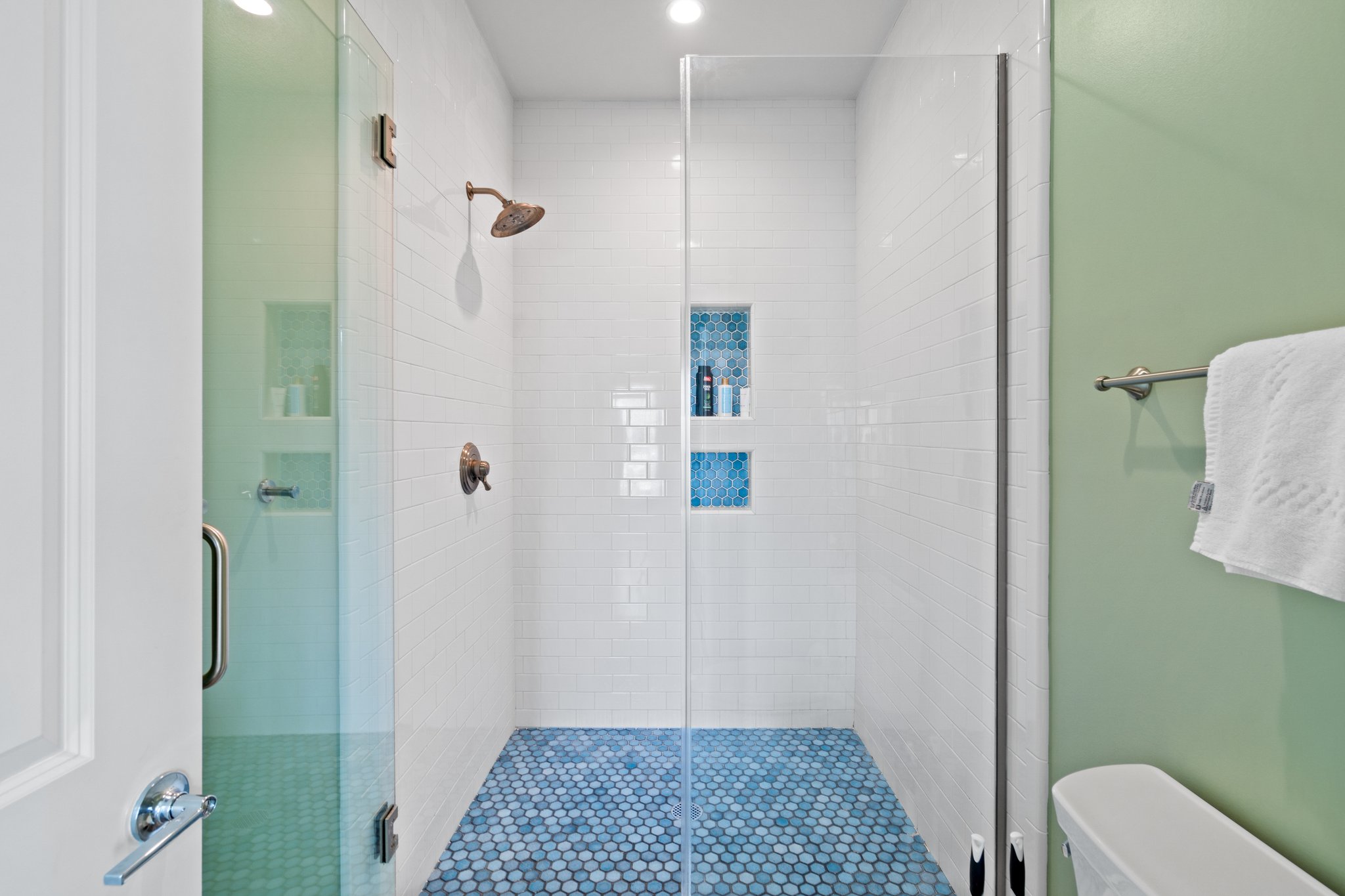 Master Bedroom En Suite