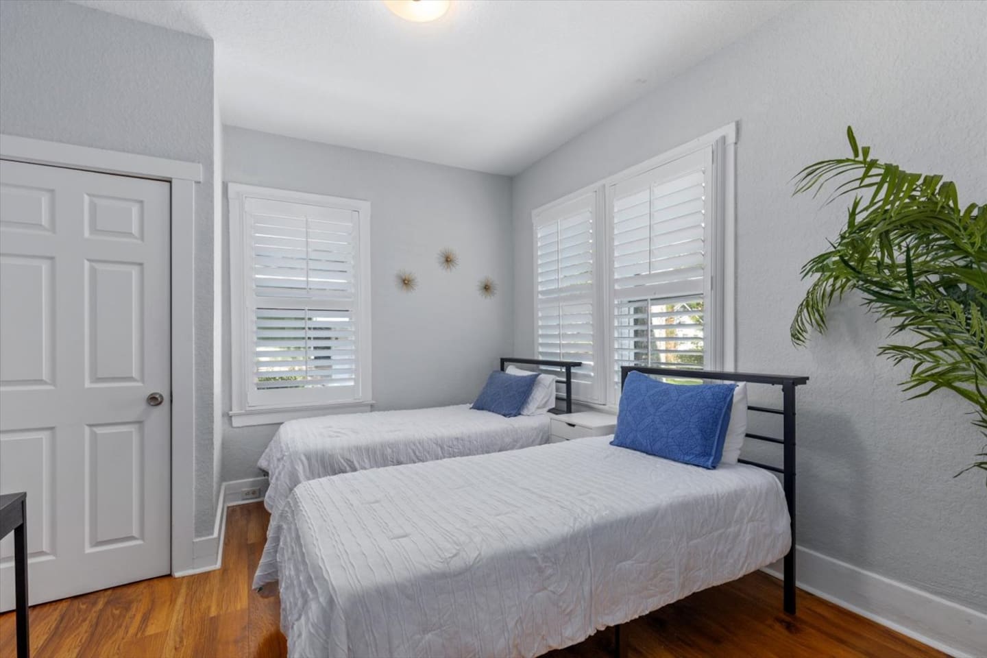 1st / twin bedroom