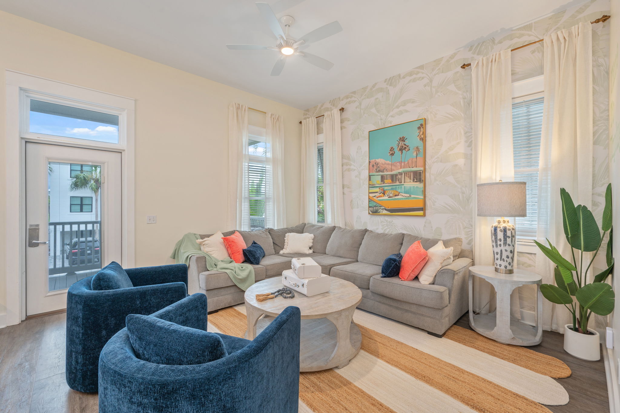 2nd floor living area