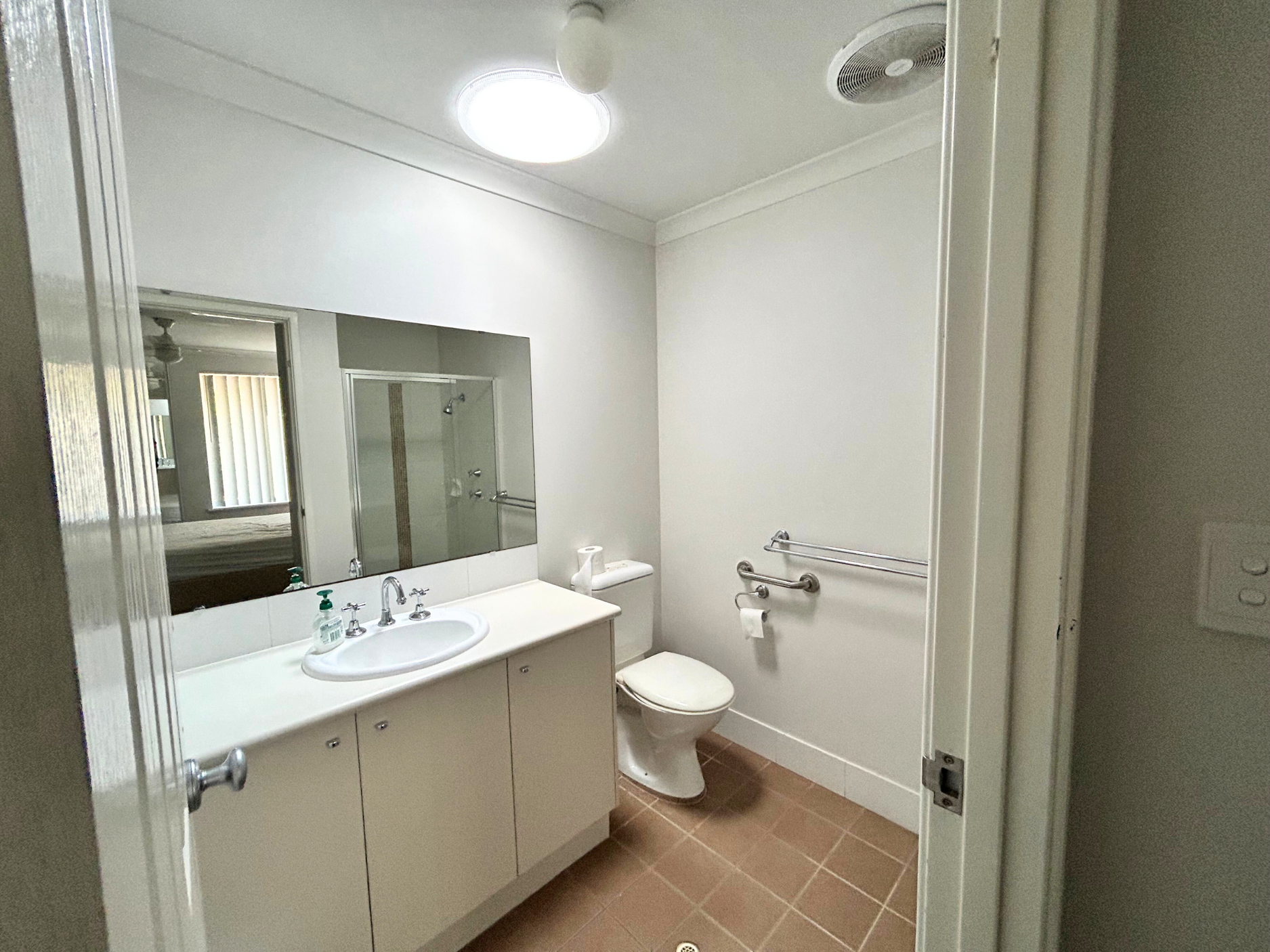 Ensuite