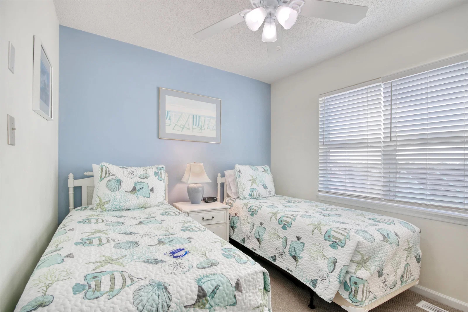 Guest bedroom with two twin beds