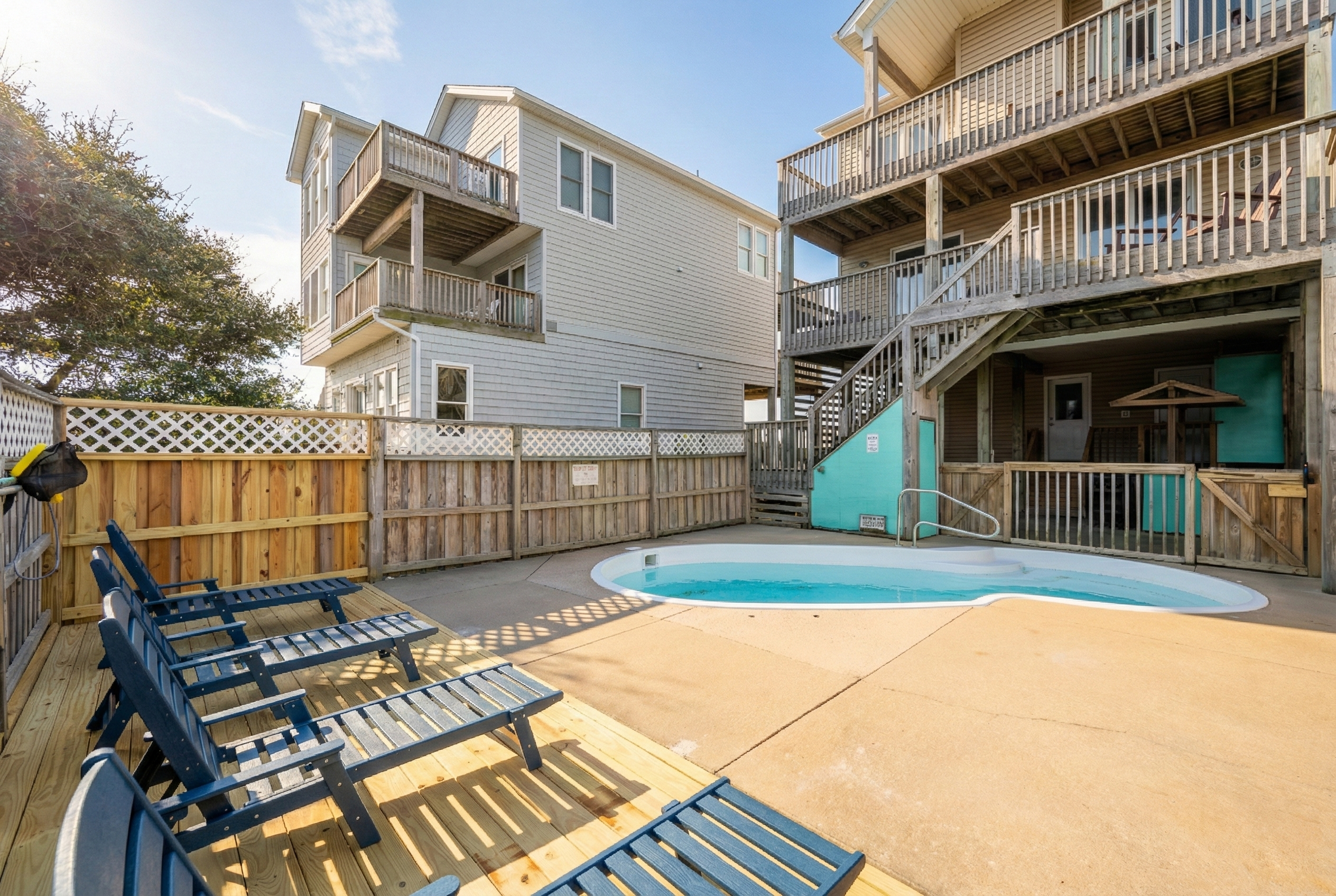 Private pool with lots of loungers!