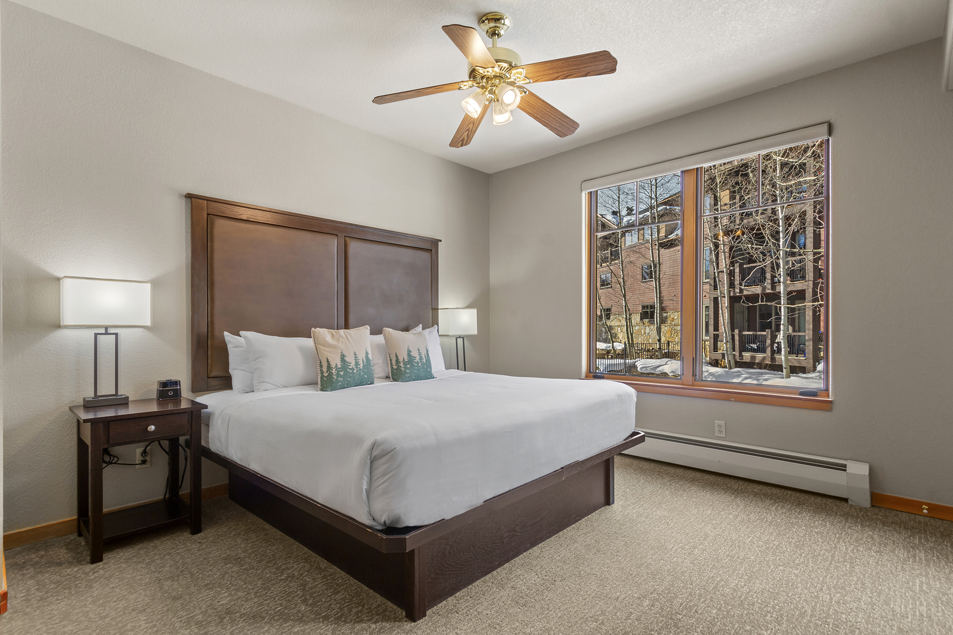 King size master bedroom 
