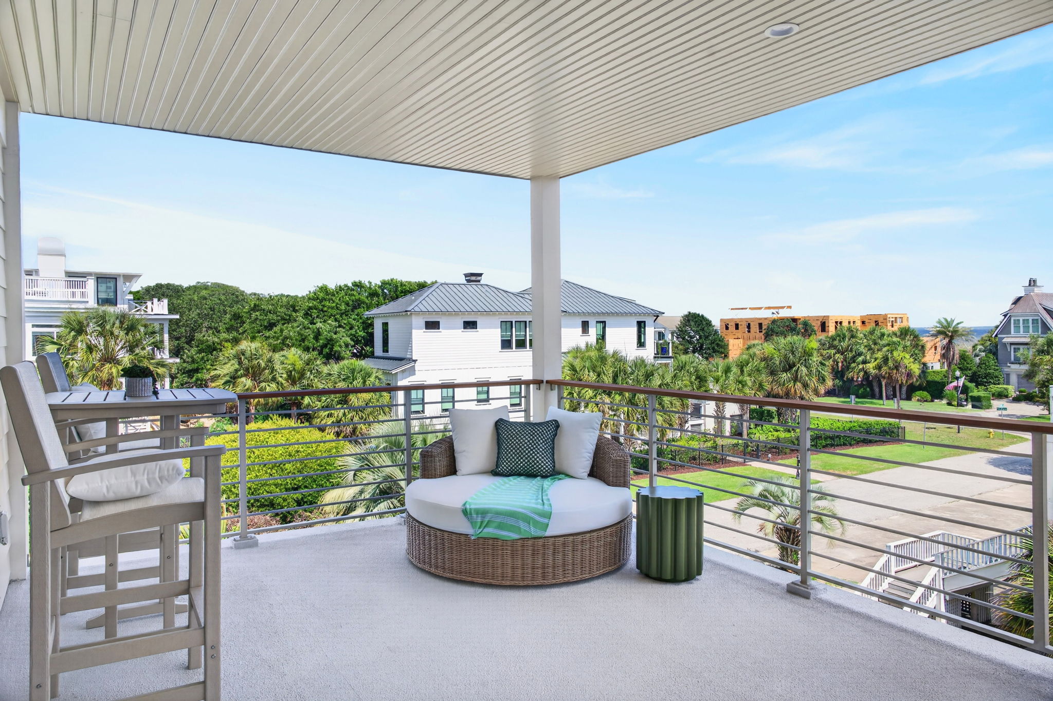 2nd Floor Porch | Tahanan Palms | 3 38th Ave | IOP Escapes