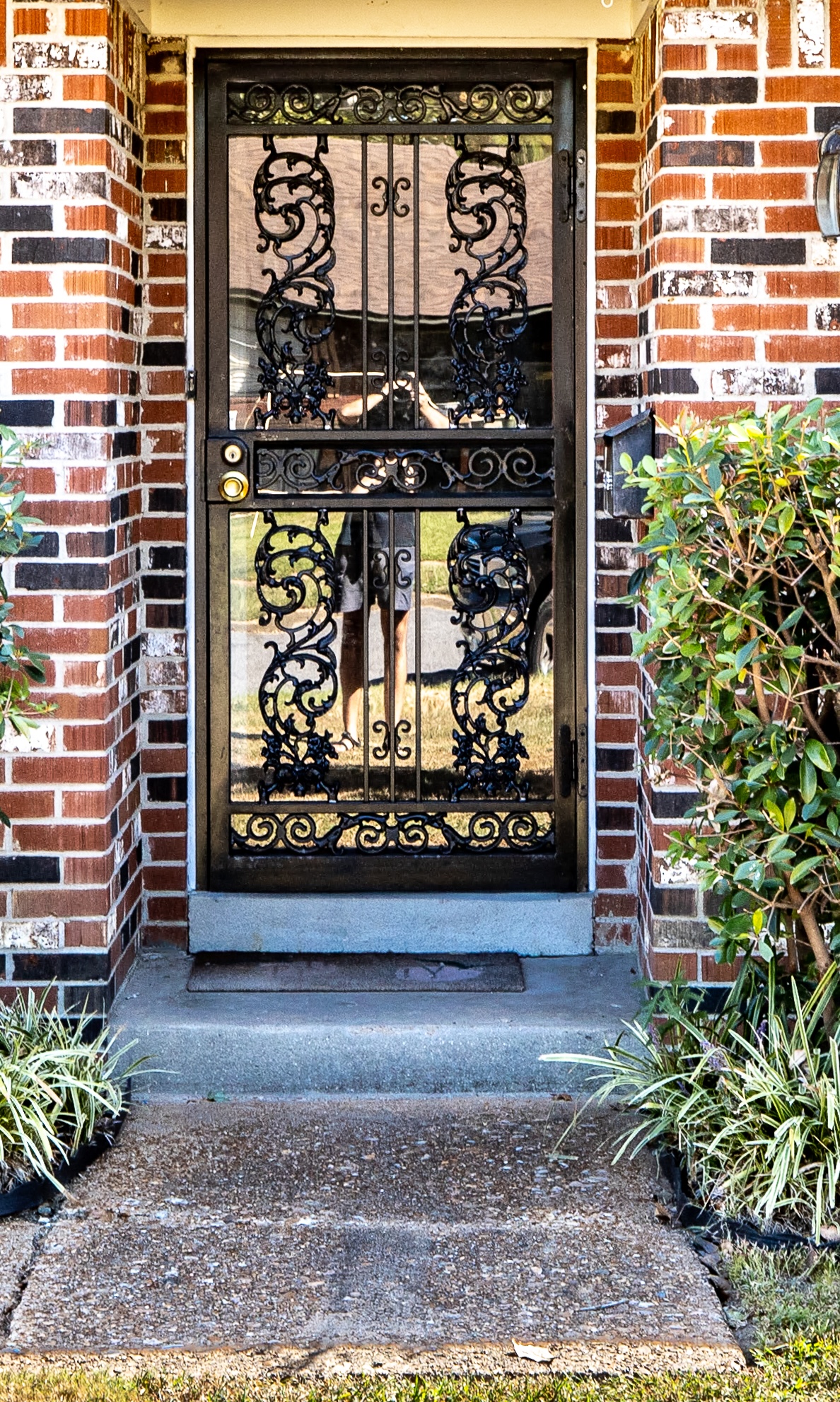 Single level house. Two steps required to enter house.