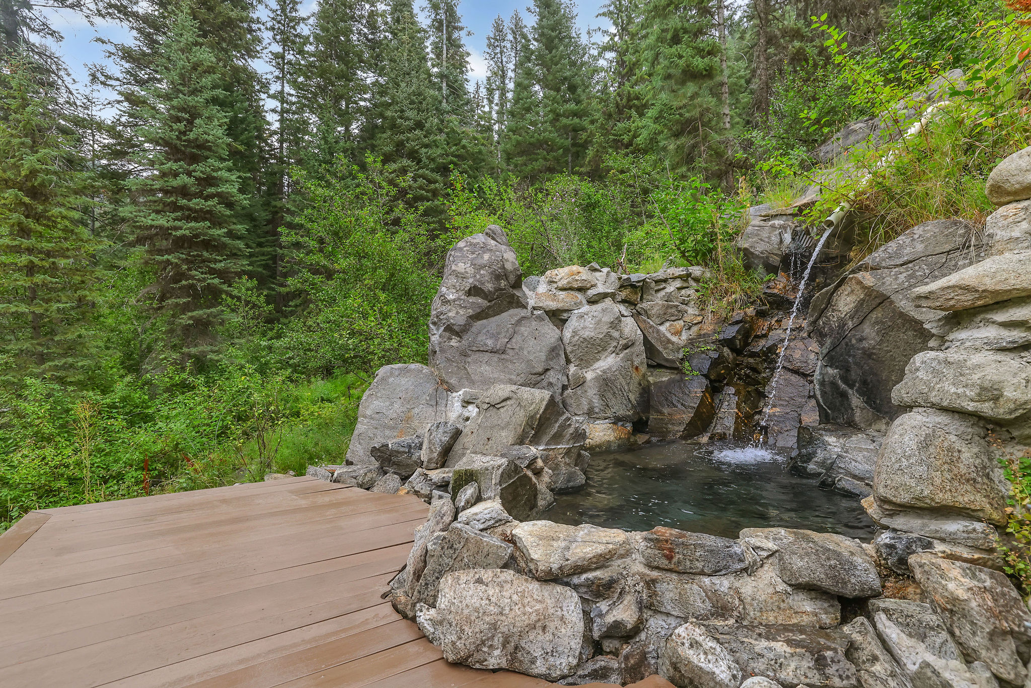 Steam rising, birds singing, and zero distractions