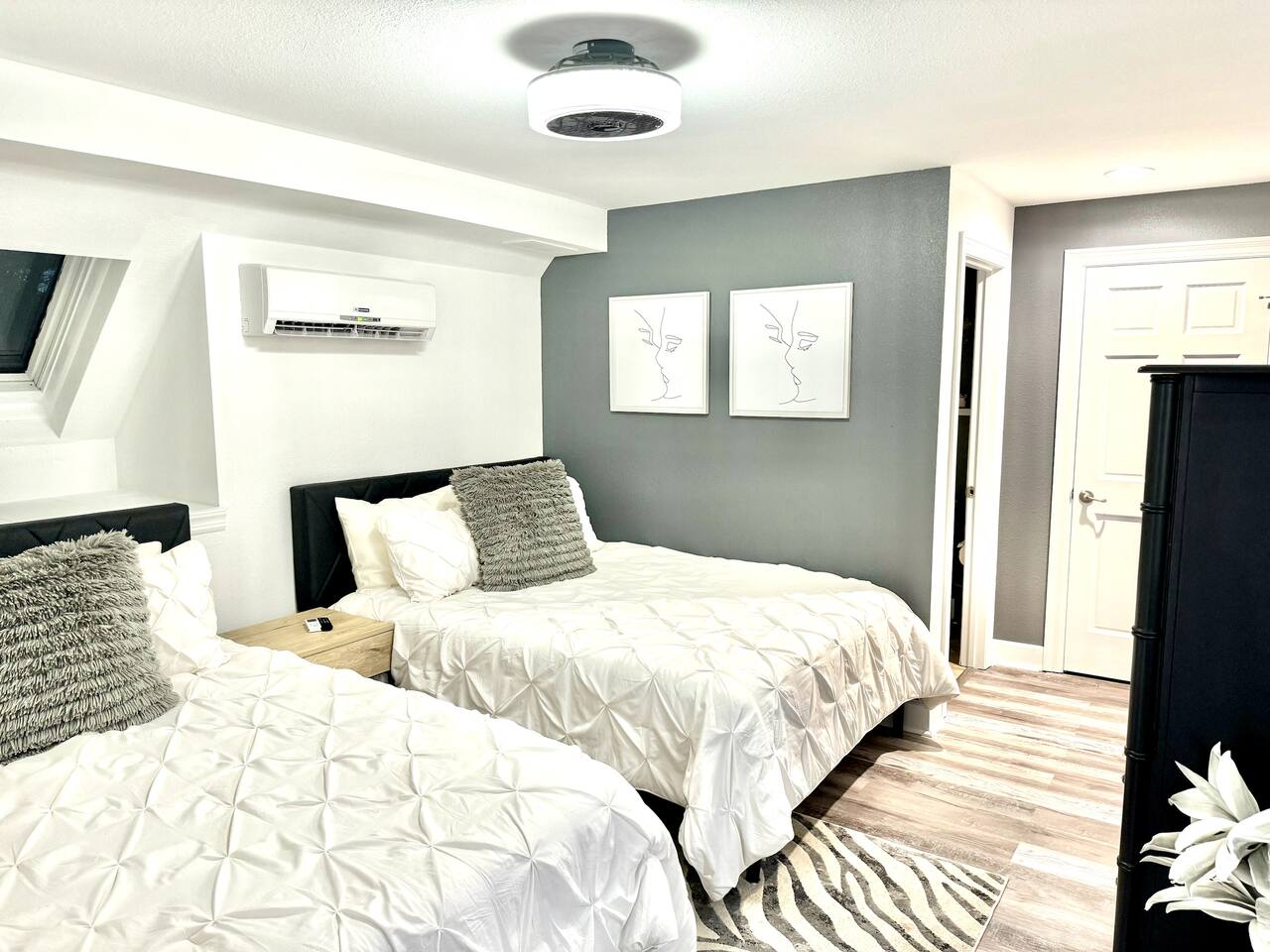 Two Queen beds, dresser, closet, nightstand