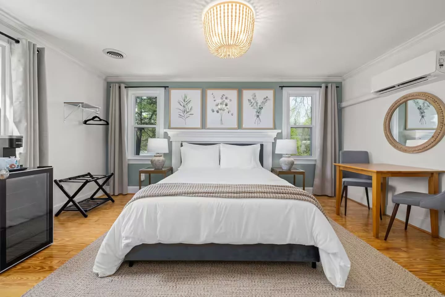 Welcome to the private Eucalyptus Guest Suite at Southern Guesthouse!