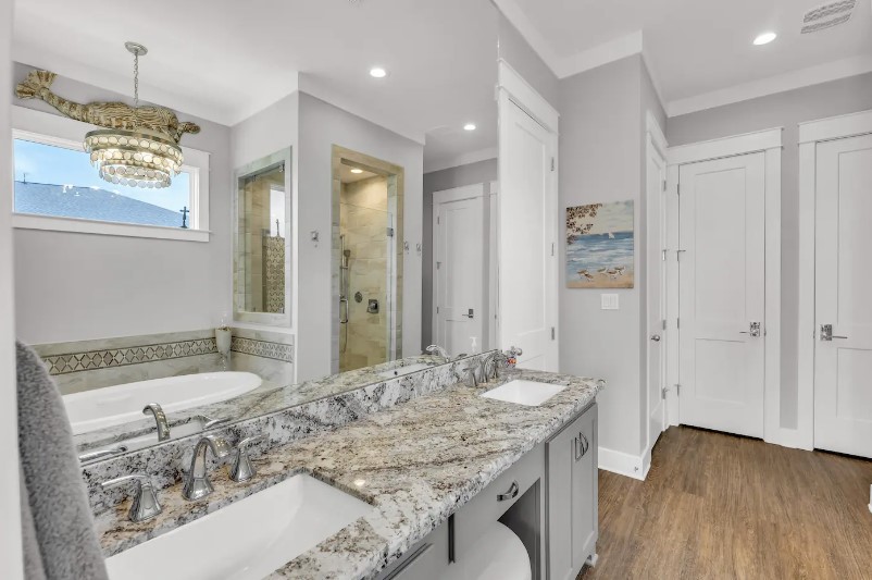 843165e878f4429290c41543662b36f3 | Beachhouse | Texas | TX | Vacation Homes | Galveston | Crystal Beach | Kokomo | Breezy Days | Beachfront Elegance | Sunrise Serenity | Southern Sands Property Management, LLC