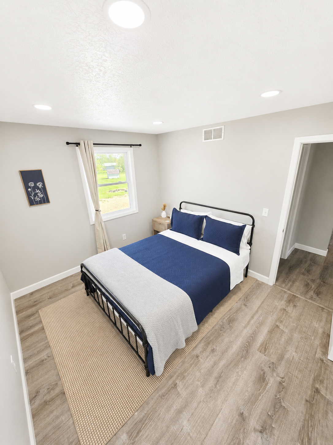Queen Bed