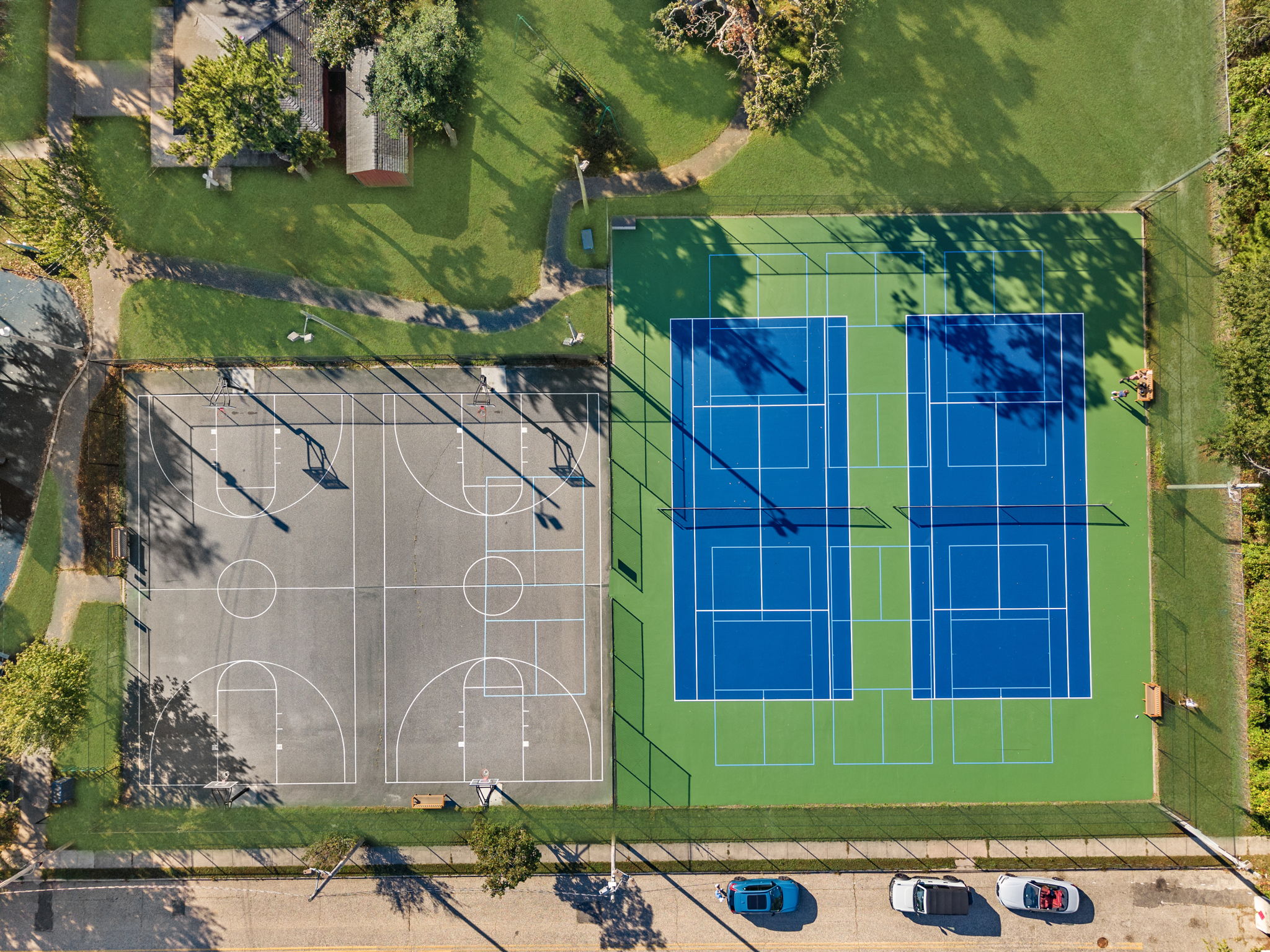 Waterfront Firepit Game Room at Legacy Beach House 2