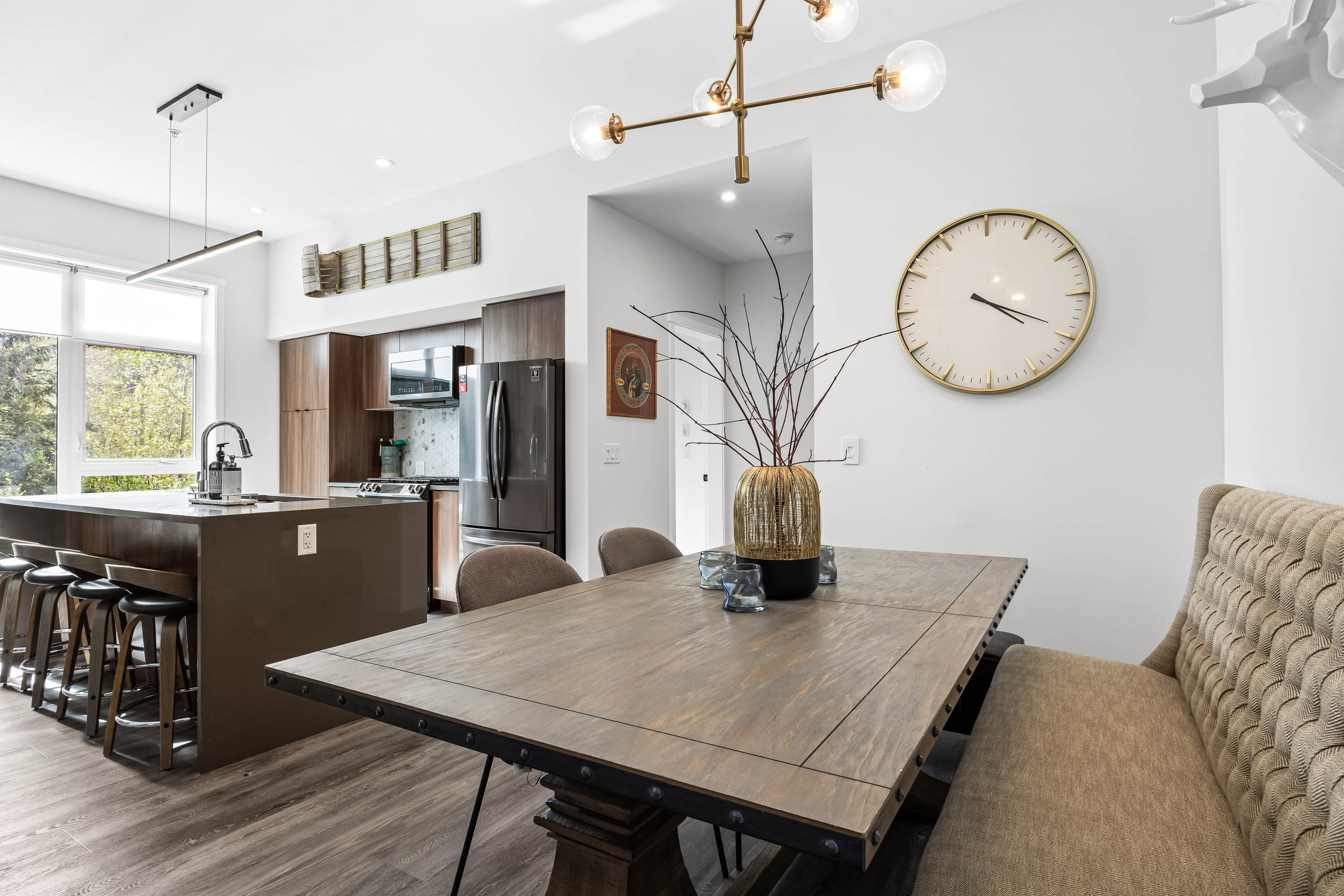 Beautiful & Modern Condo, Ski-In Ski-Out 3