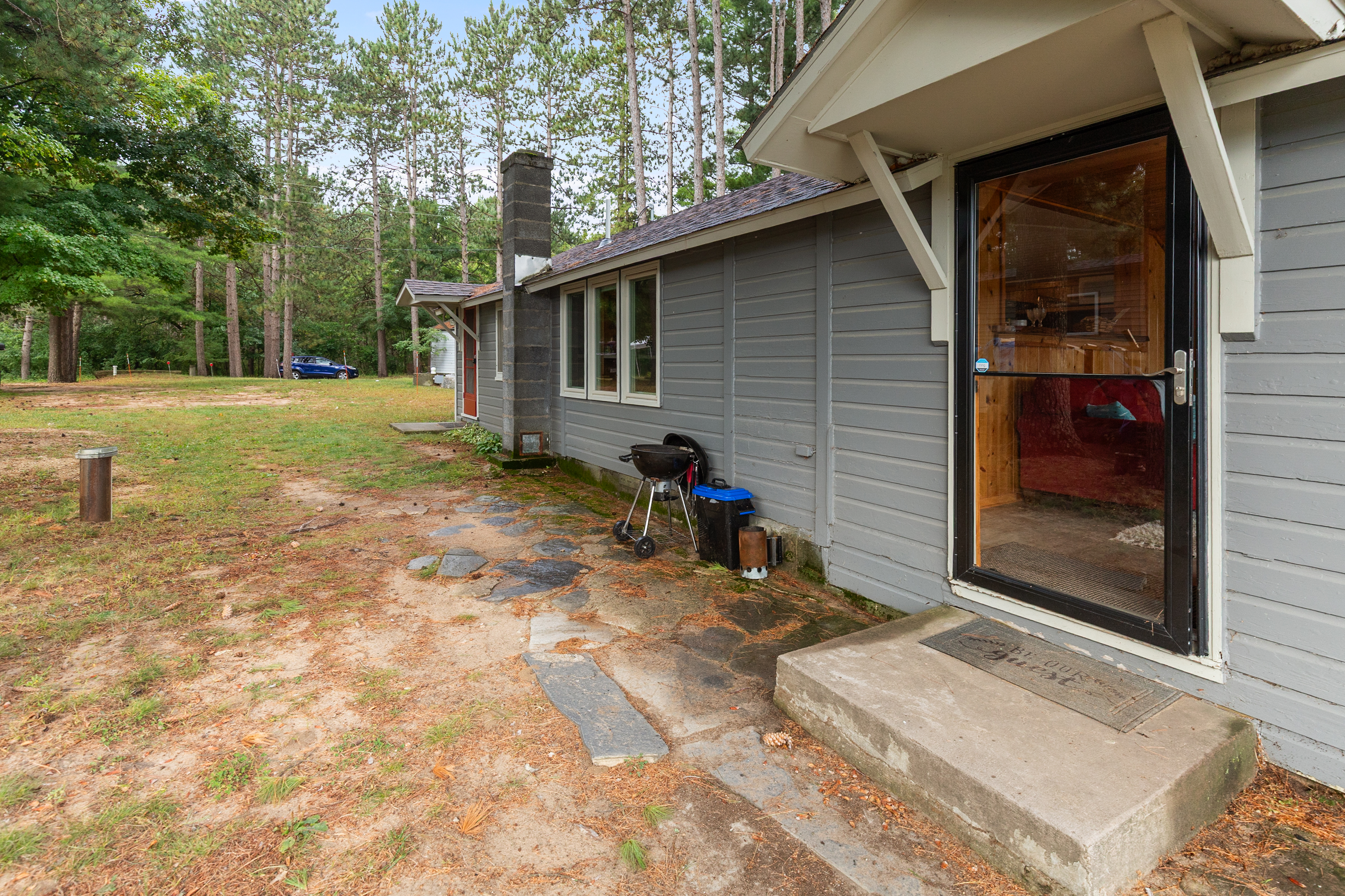 The entrance closest to the lake welcomes you in and makes coming and going a breeze.
