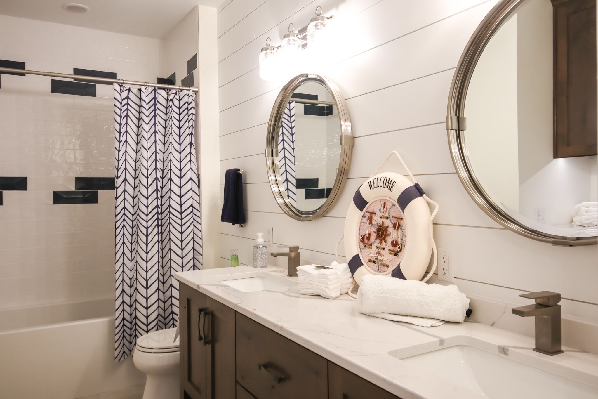 2nd bathroom