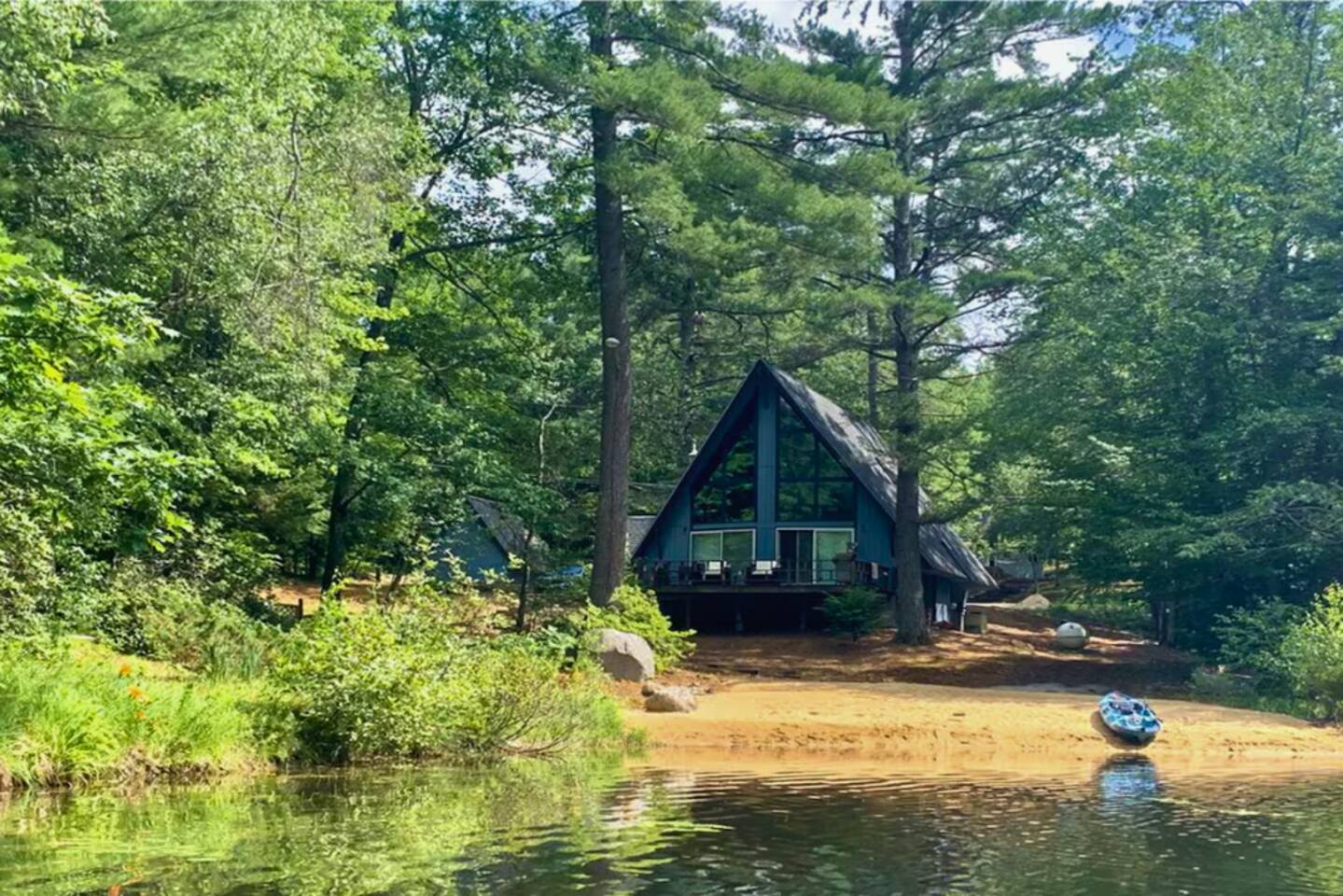 Take a kayak or canoe out onto the lake and enjoy all the amazing views! 