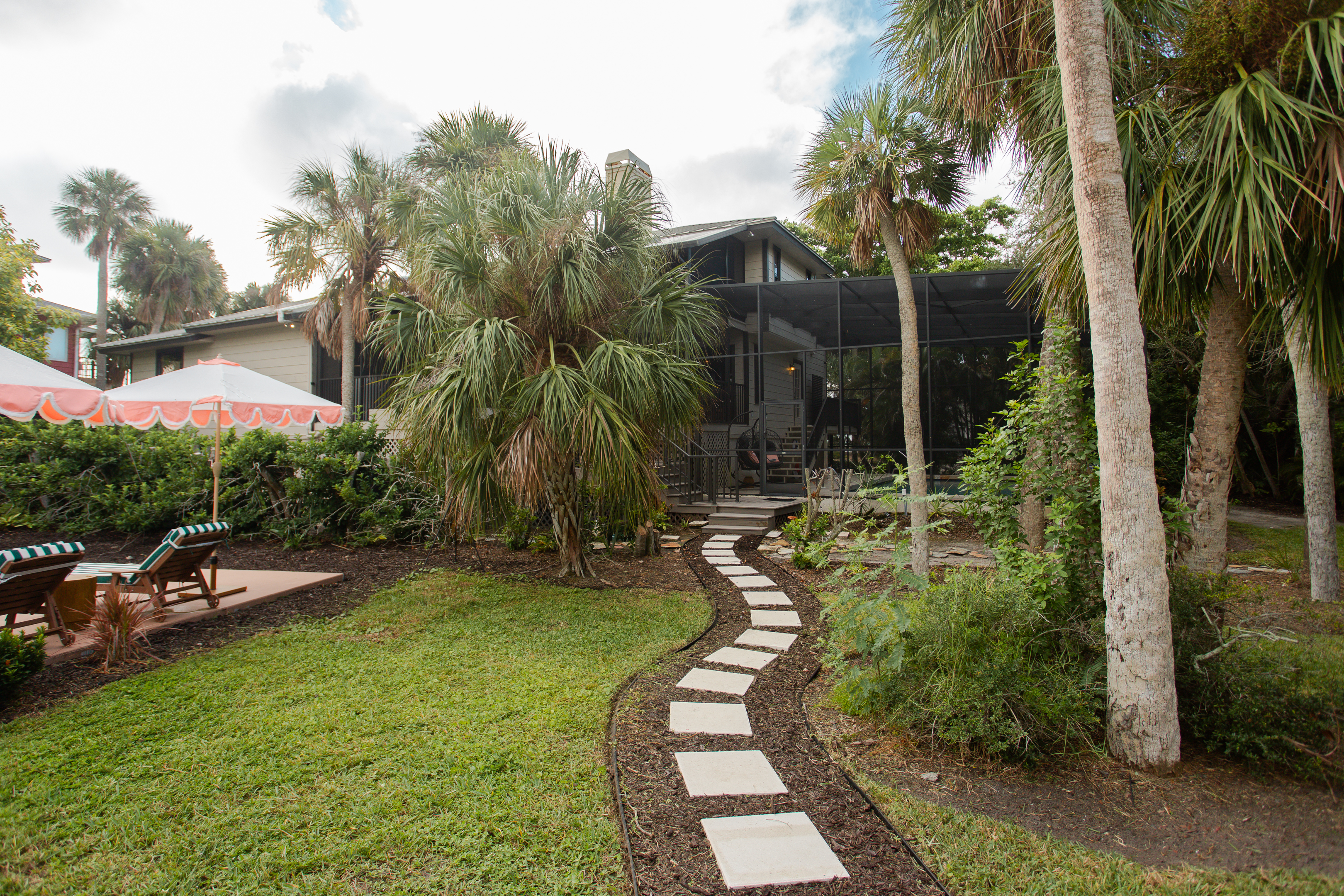 A backyard that feels like a boutique resort—intentional, affordable, uncluttered, and built to restore, not overwhelm. The vibe? Elevated, not excessive.